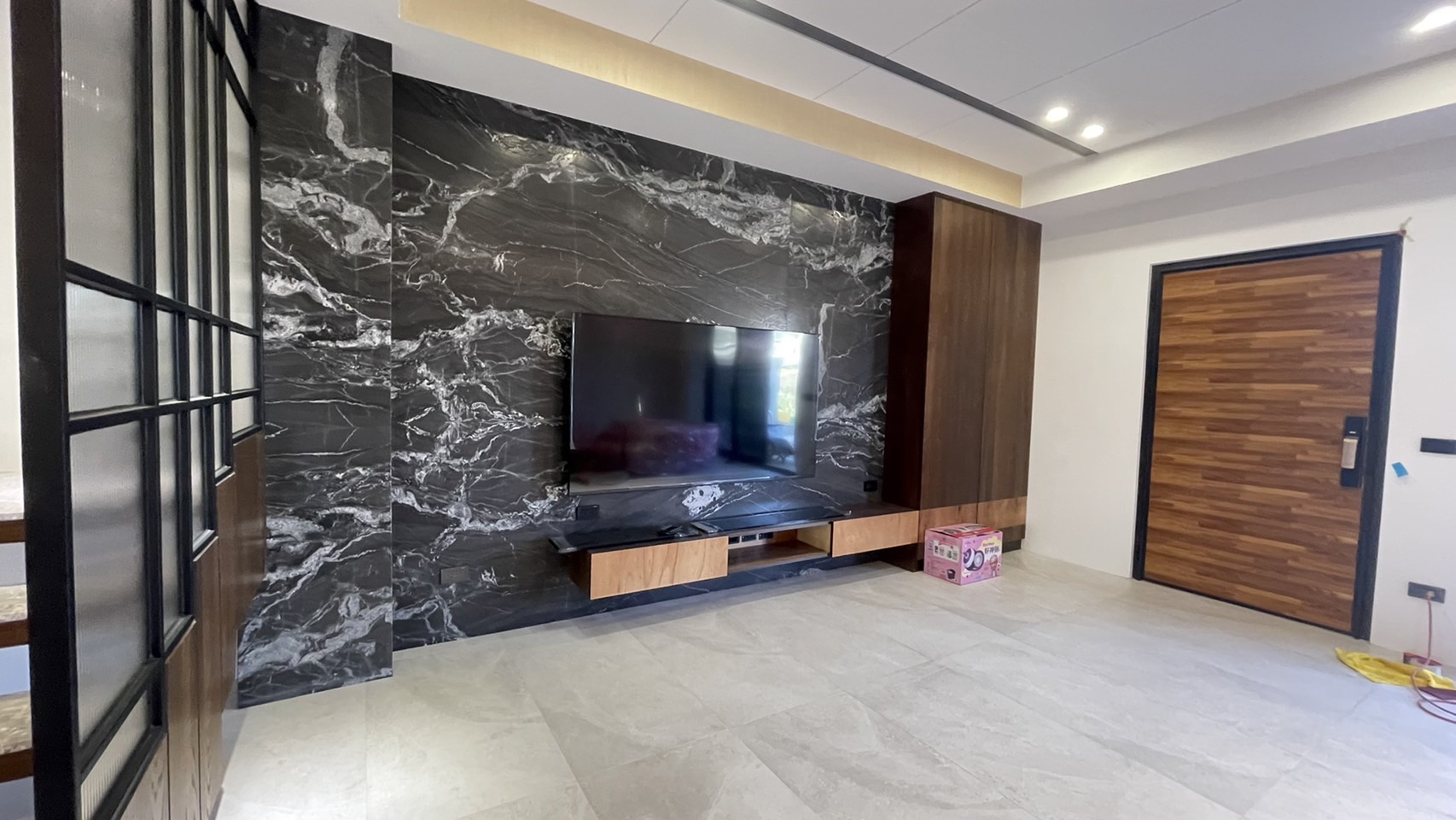 潑墨山水-電視牆