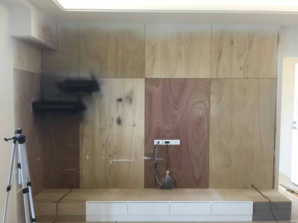 卡拉拉白(灰底)電視牆-施工前