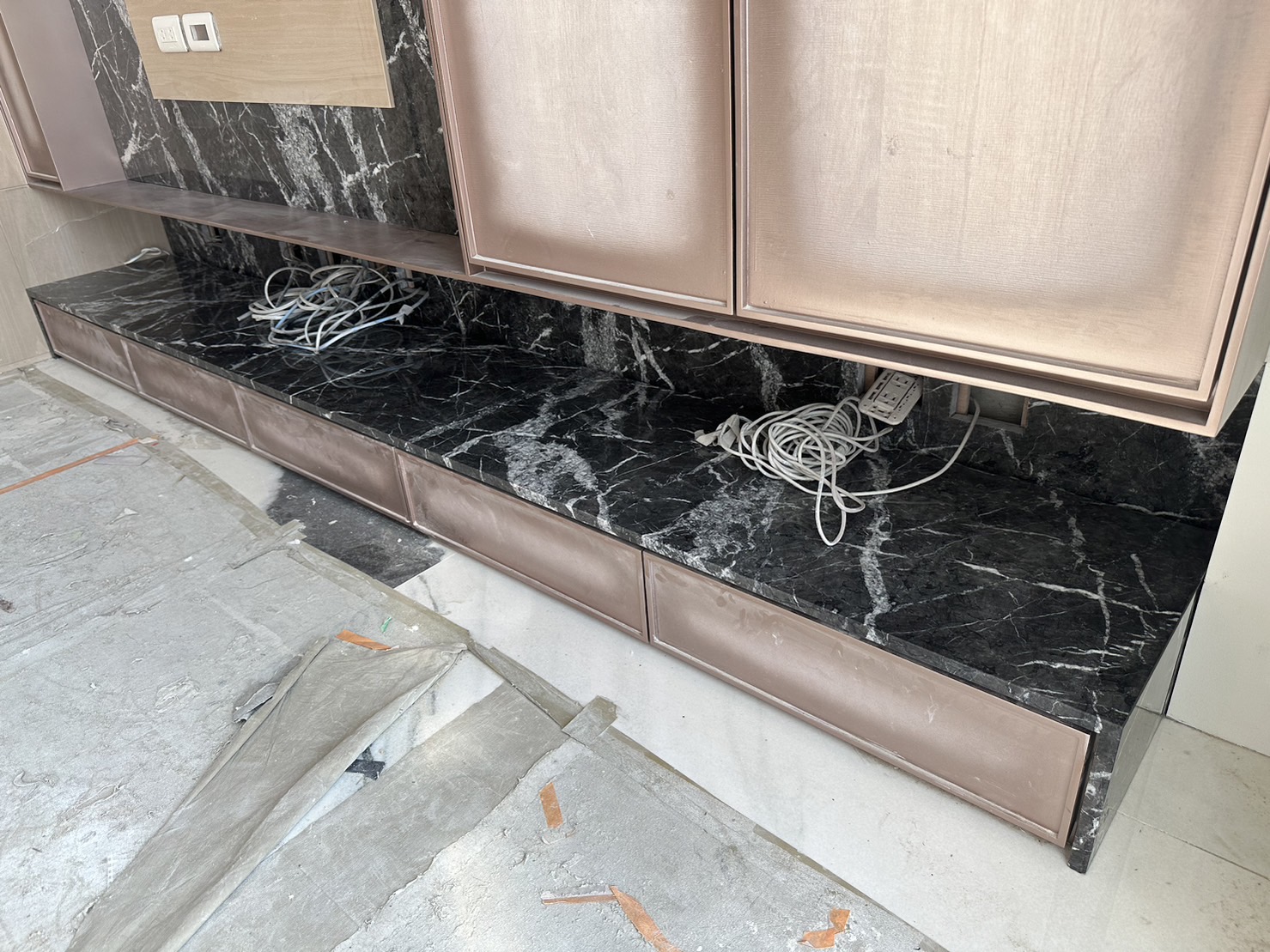 潑墨山水-電視牆+檯面