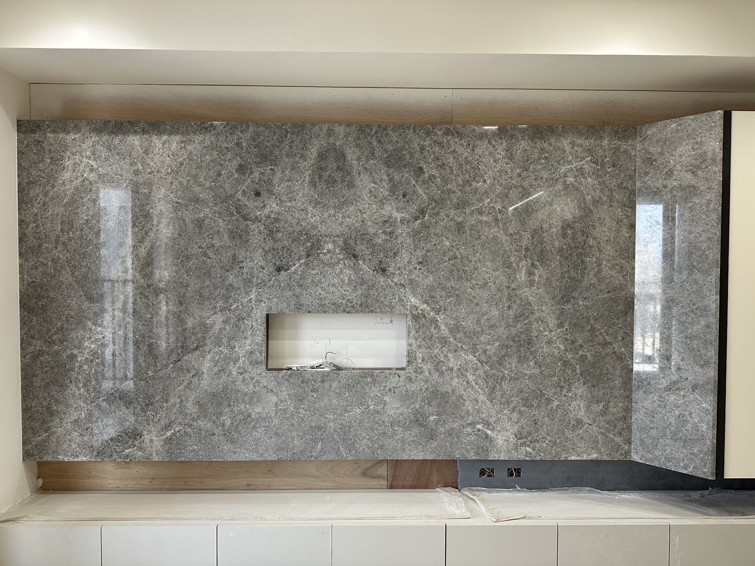 頂級哈姆雷特-牆面