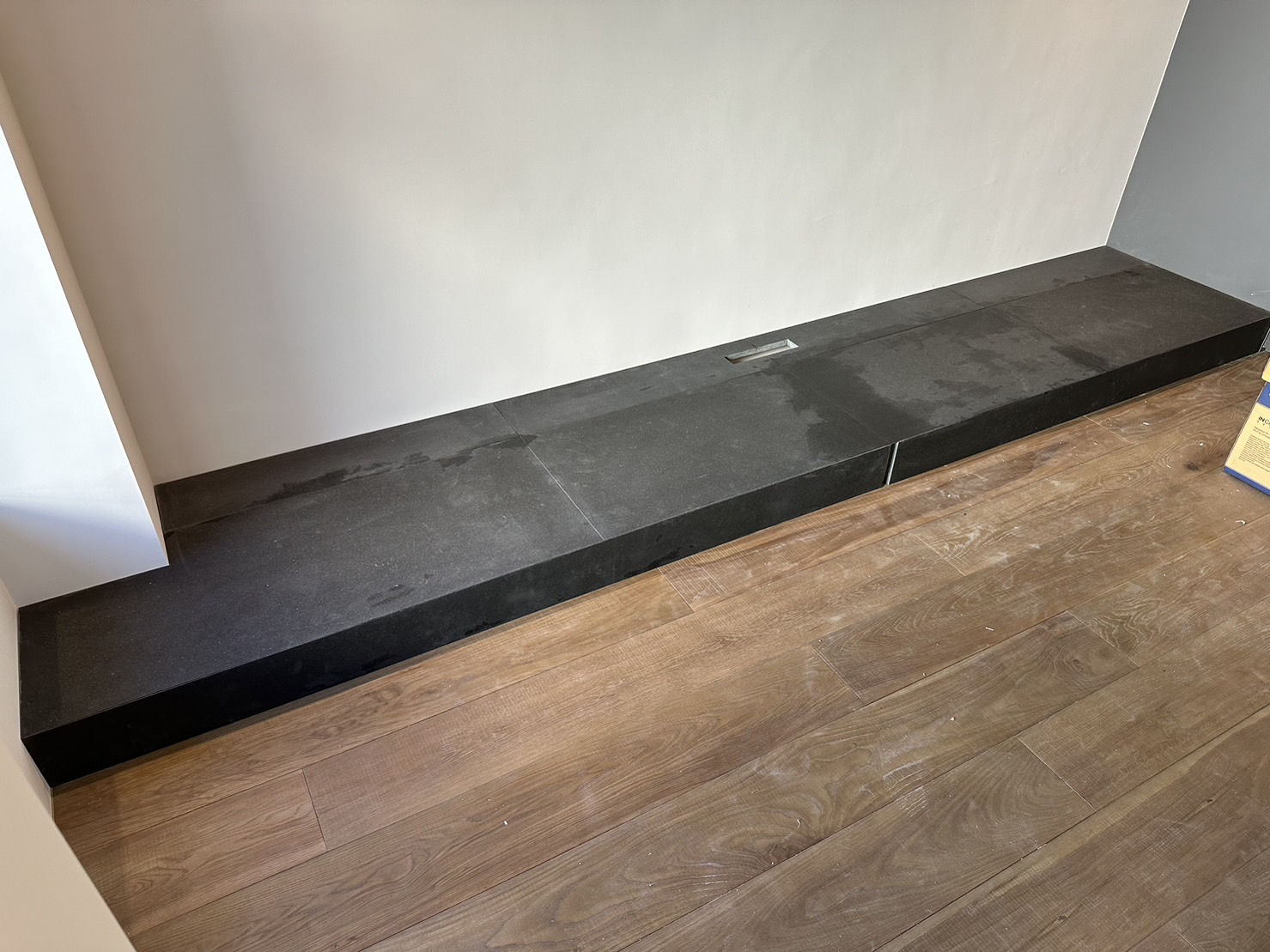 印度黑水沖復古-檯面