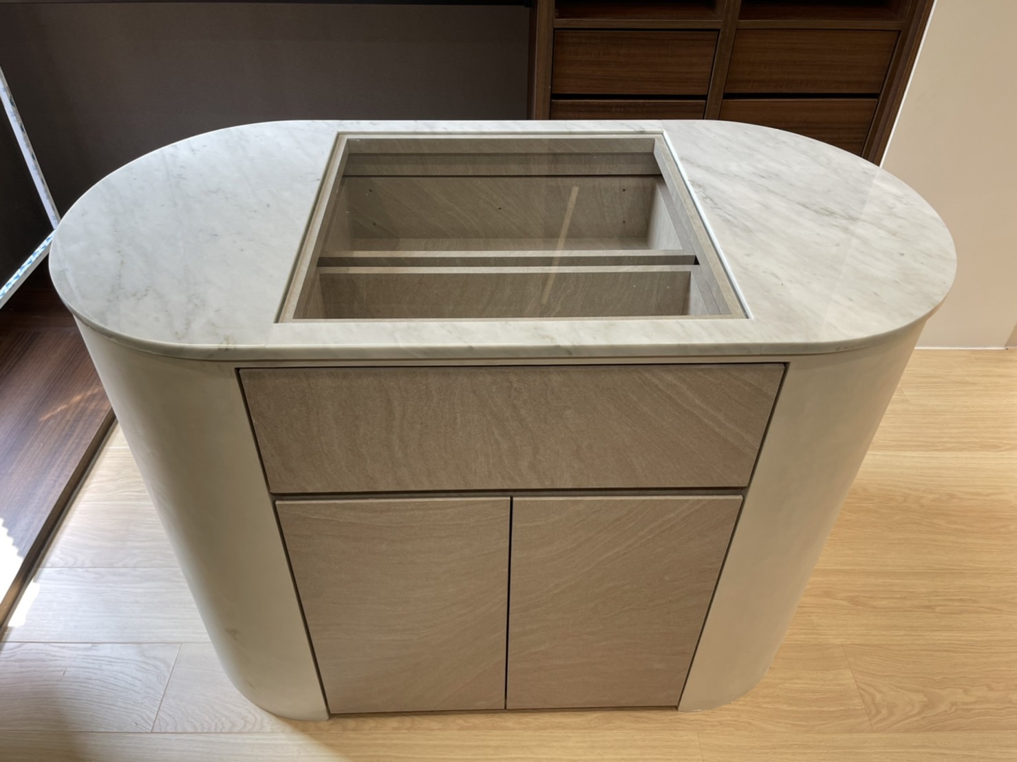 卡拉拉白-飾品櫃檯面