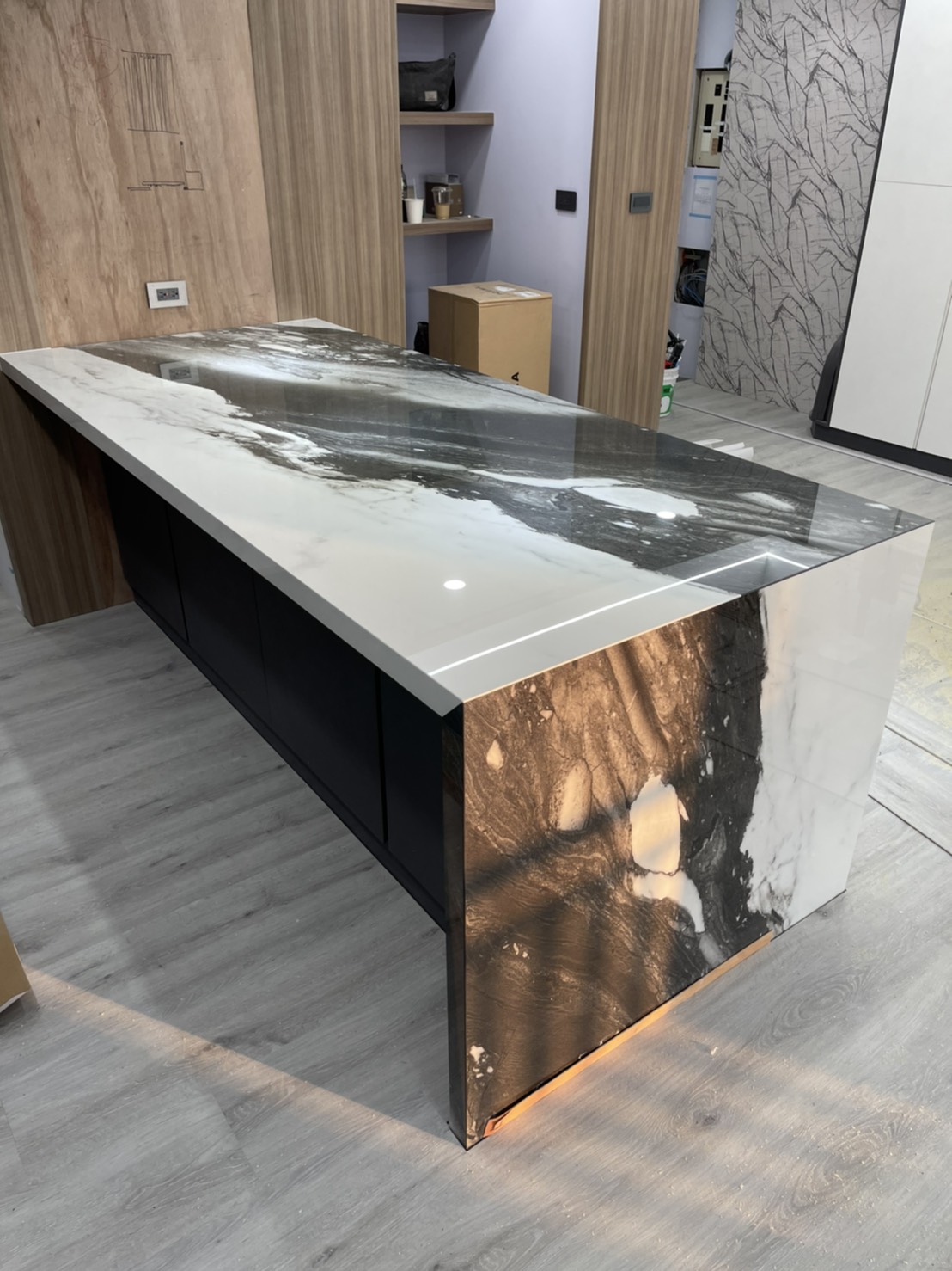 黑白色系薄磚-中島