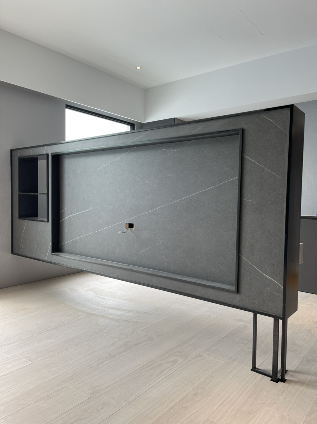 薄磚東方黑-電視牆