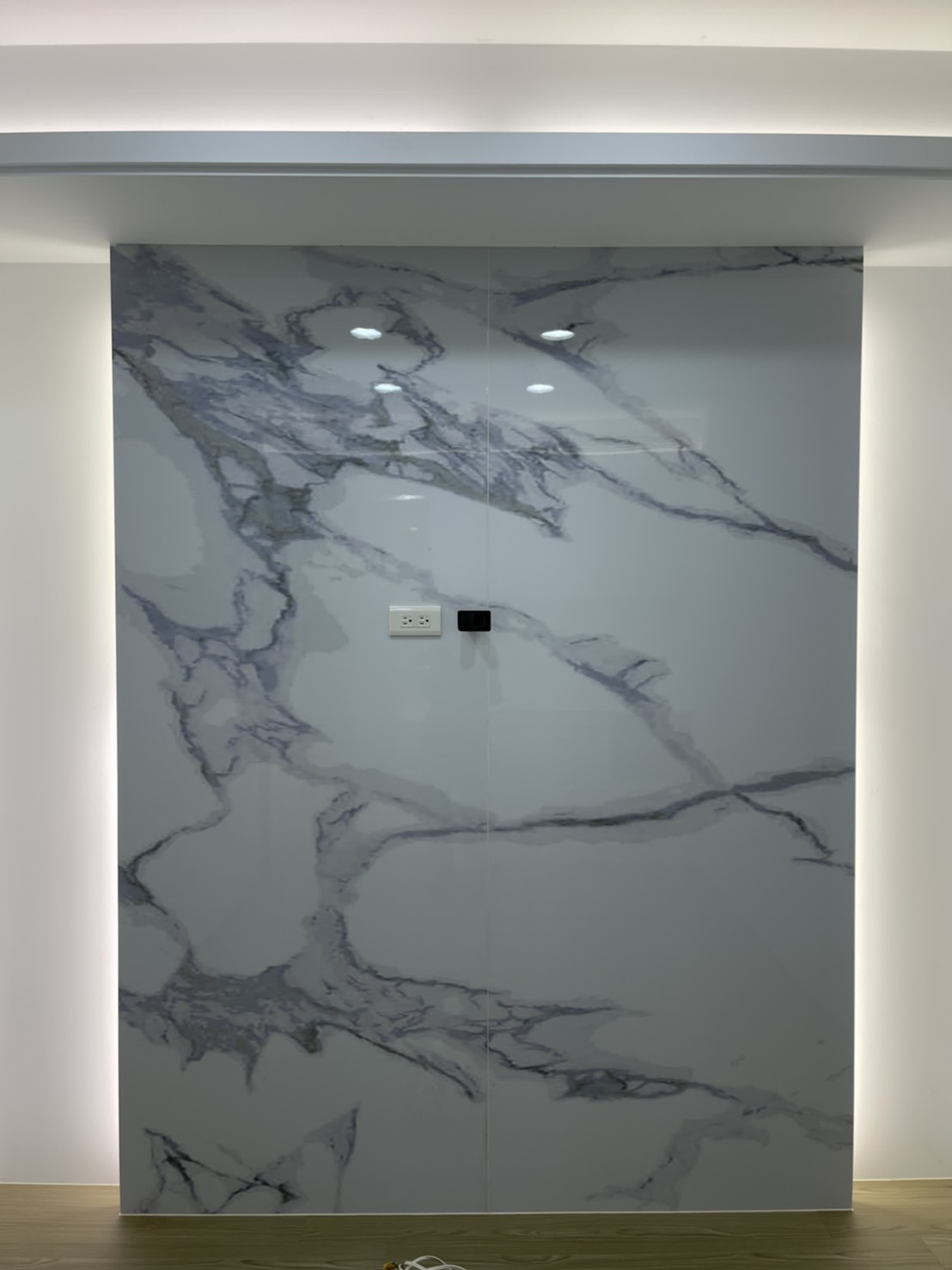 薄磚水墨白亮-牆面