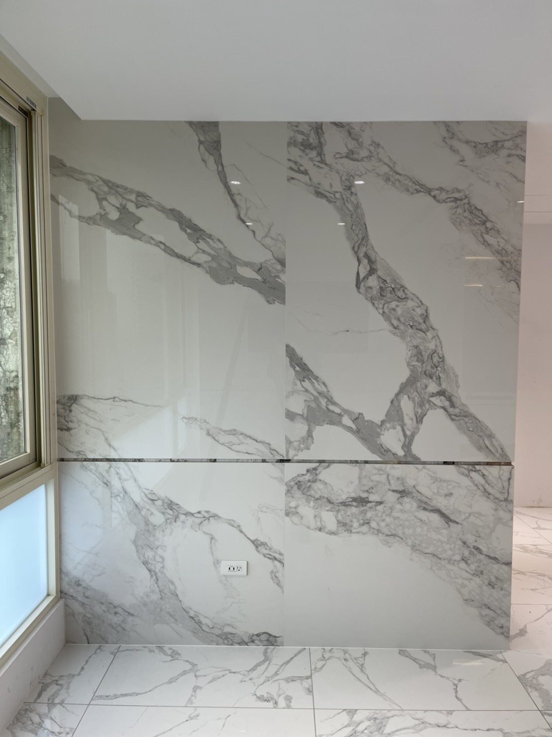 薄磚水墨白亮-牆面