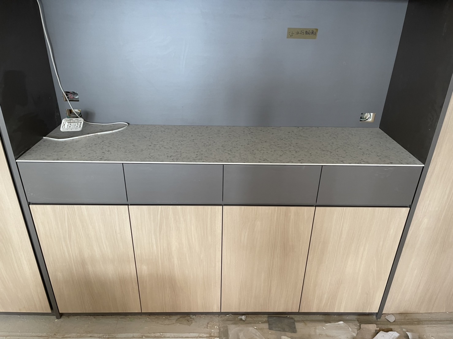 薄磚水磨石-檯面