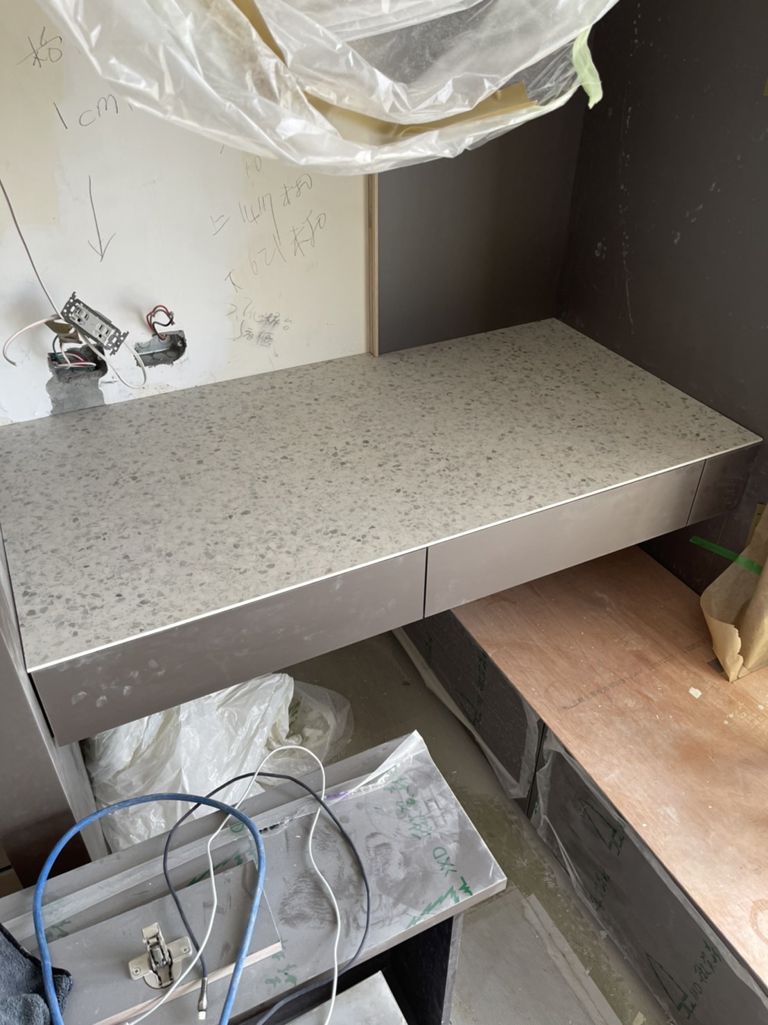 薄磚水磨石-檯面