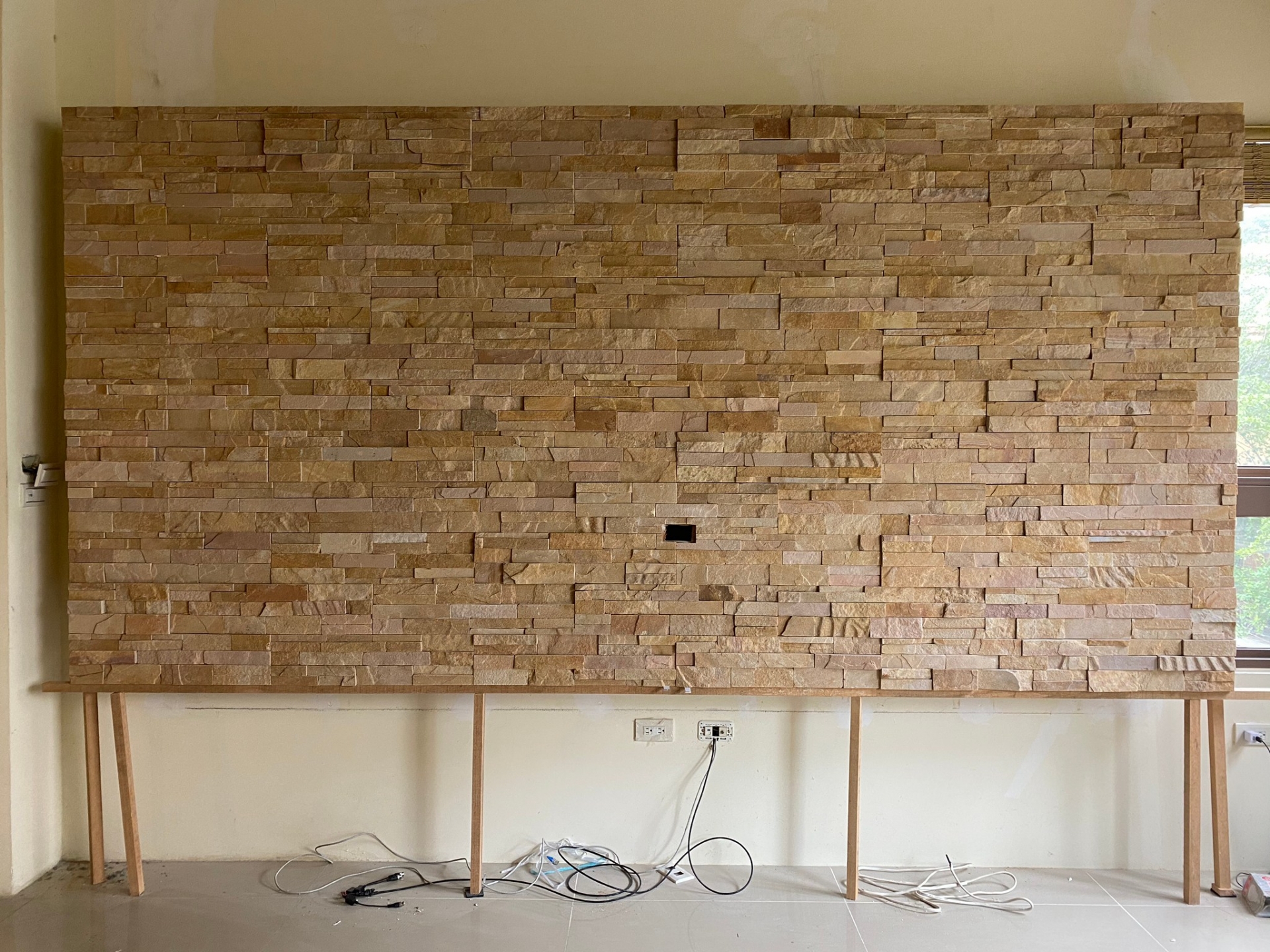 黃砂岩文化石(自然平面)60*15公分規格