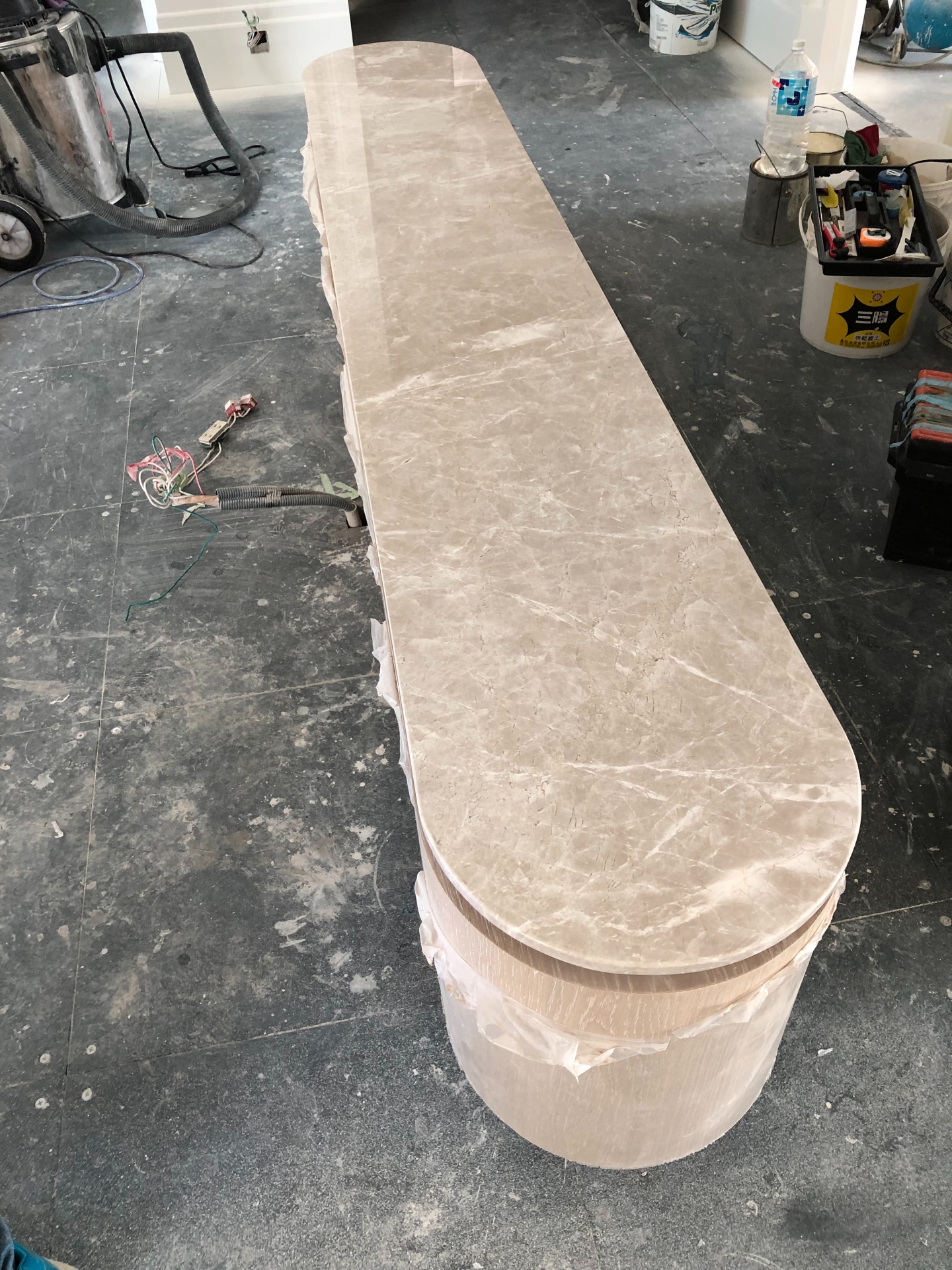 杜布尼克灰-檯面