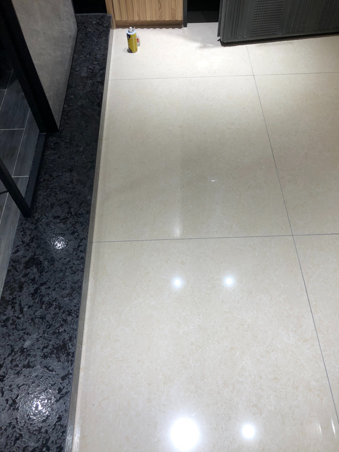 咖啡絨曼波面-檯度