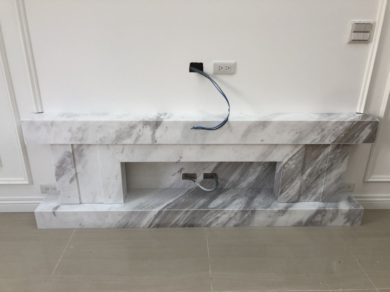 金鑲玉-電視牆面