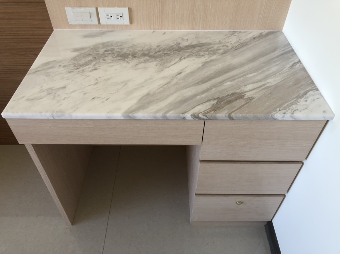 聖羅蘭黑金-吧檯檯面