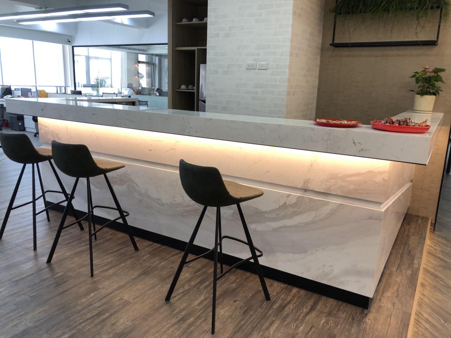 熊貓白-玄關檯面