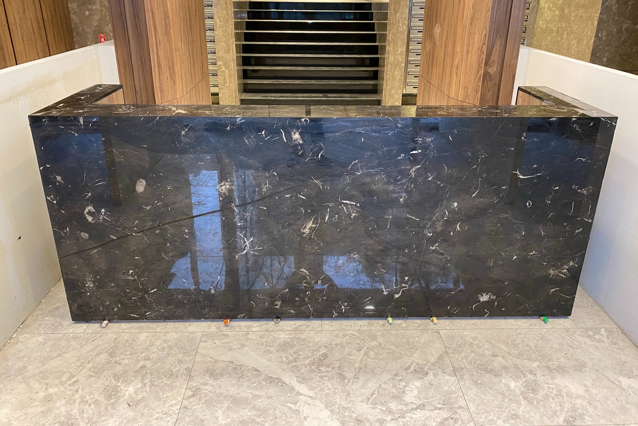 銀狐-上檯面 + 印度黑-下檯面