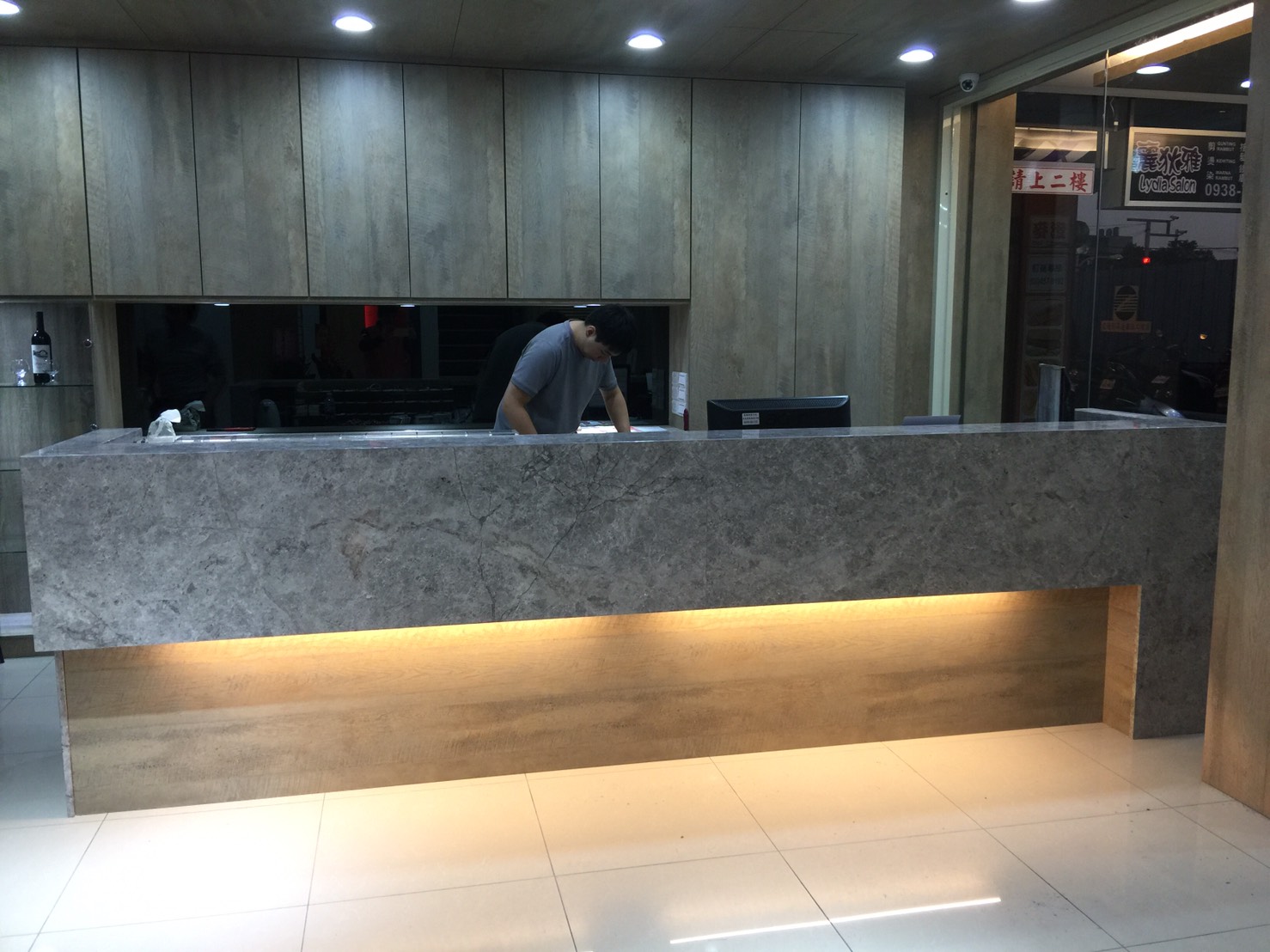 潑墨山水-側檯面