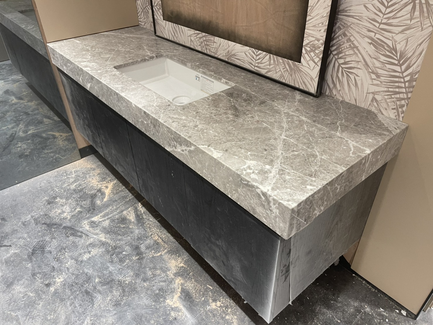 雅典娜灰-洗手台