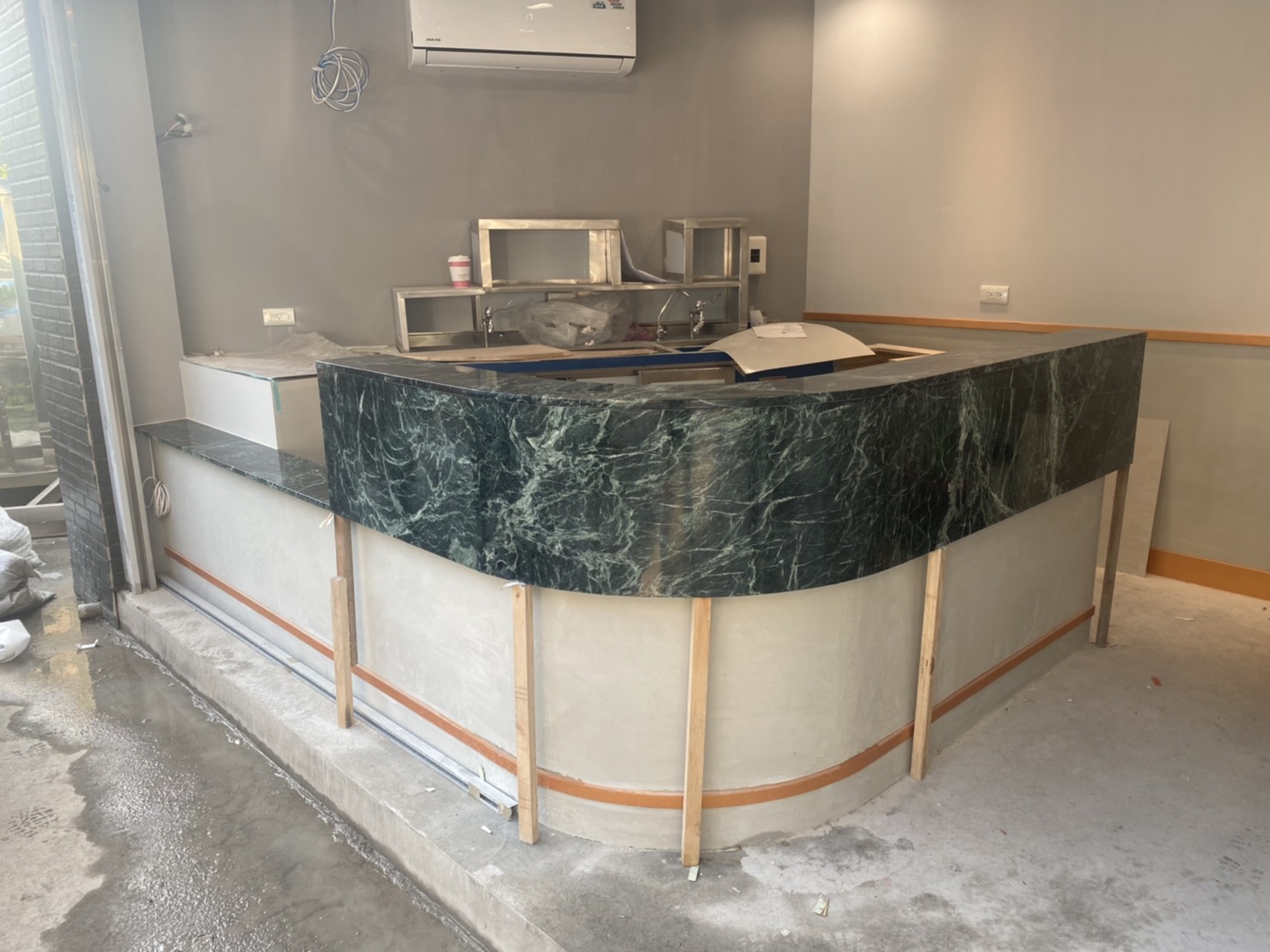 蛇紋石-櫃台檯面