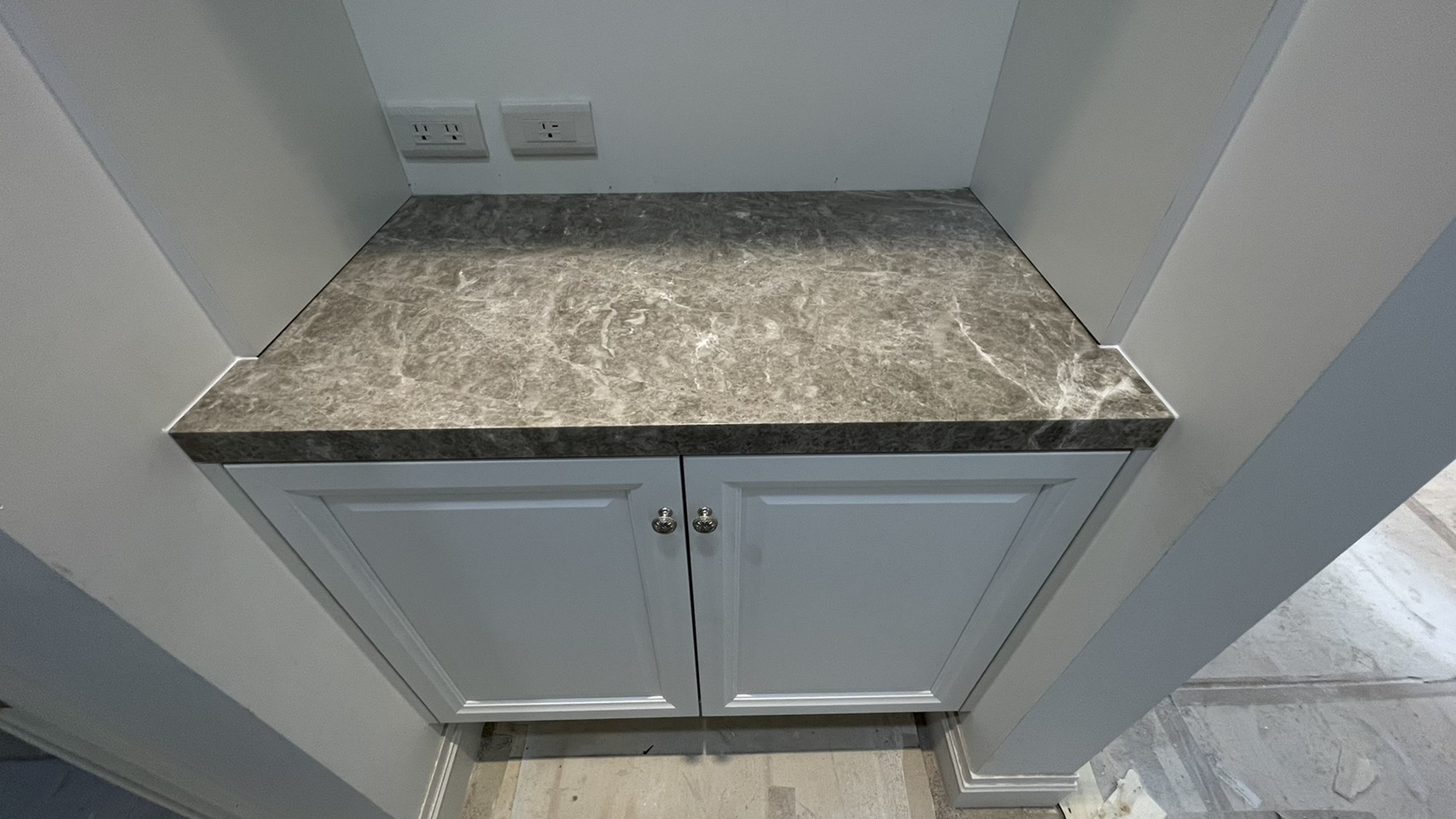 安格拉珍珠-檯面