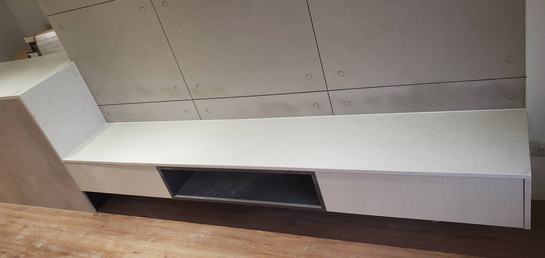 雅士白-電視檯面+吧檯