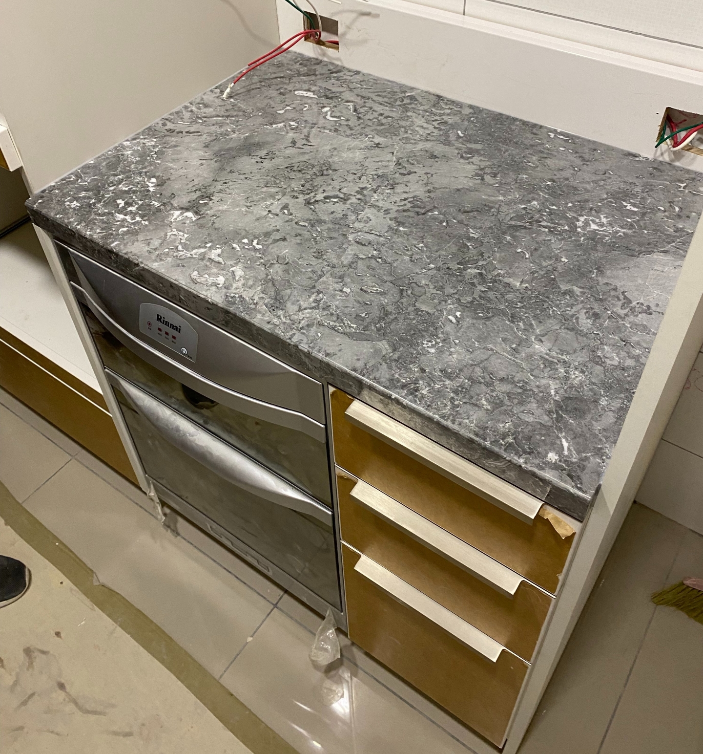 聖彼得-廚房檯面