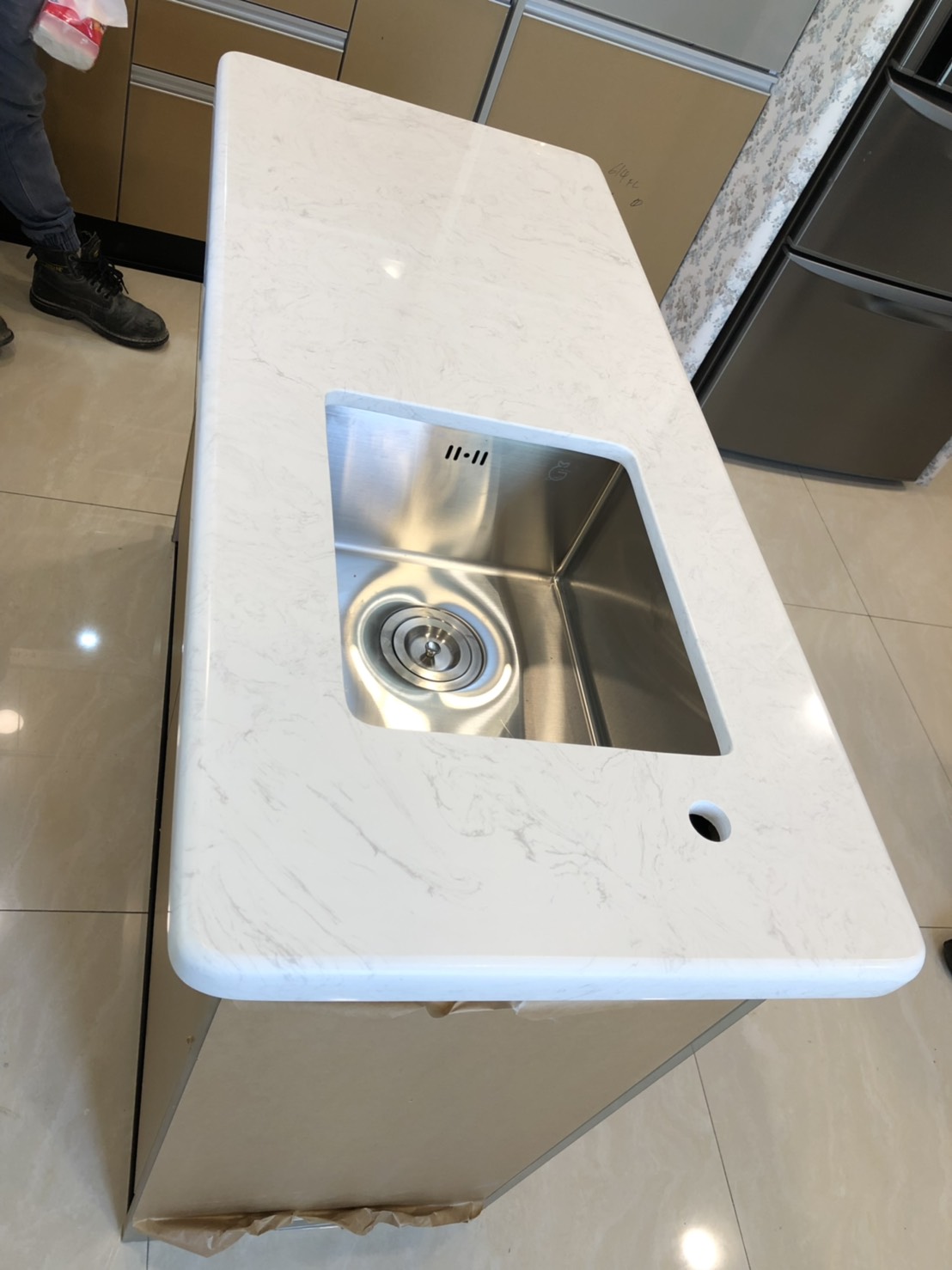 雅士白-中島檯面