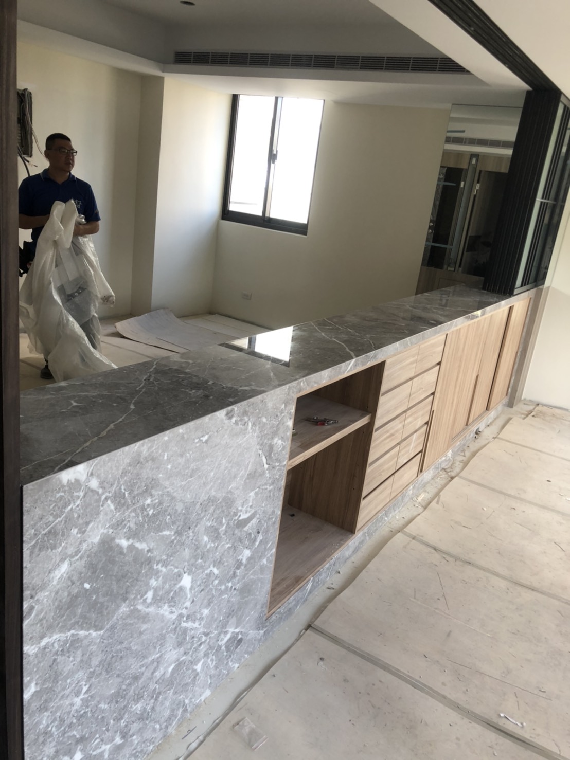 布魯克斯灰-矮牆櫃