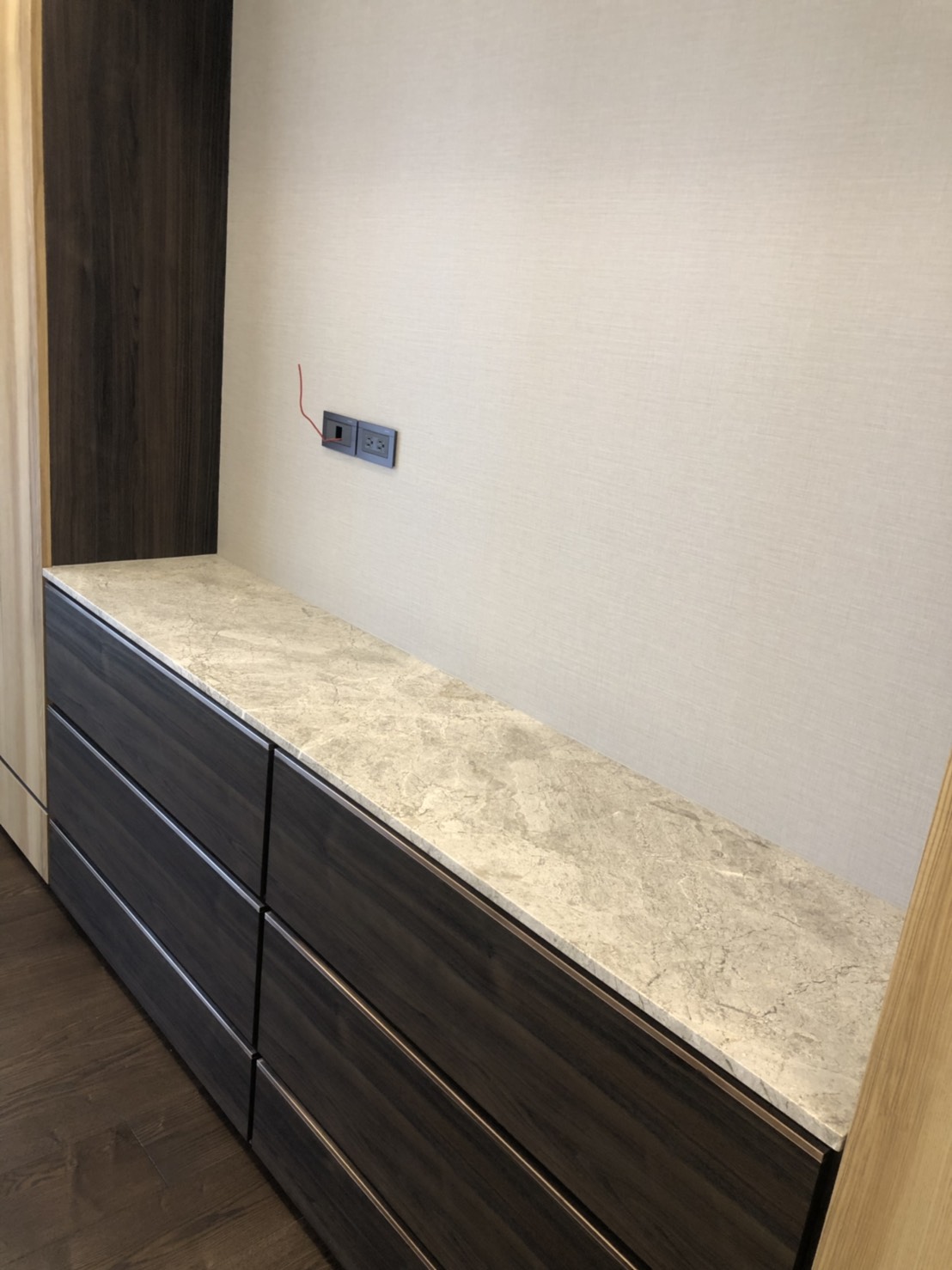 新安格拉珍珠仿古-檯面