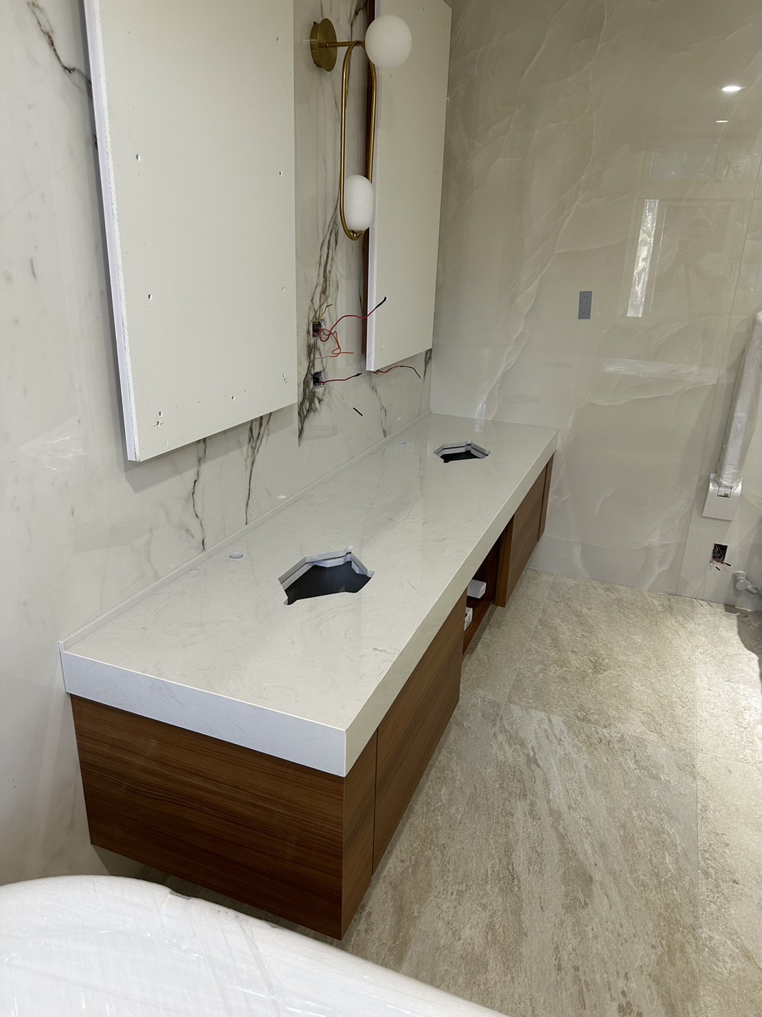 雅士白-洗手檯面