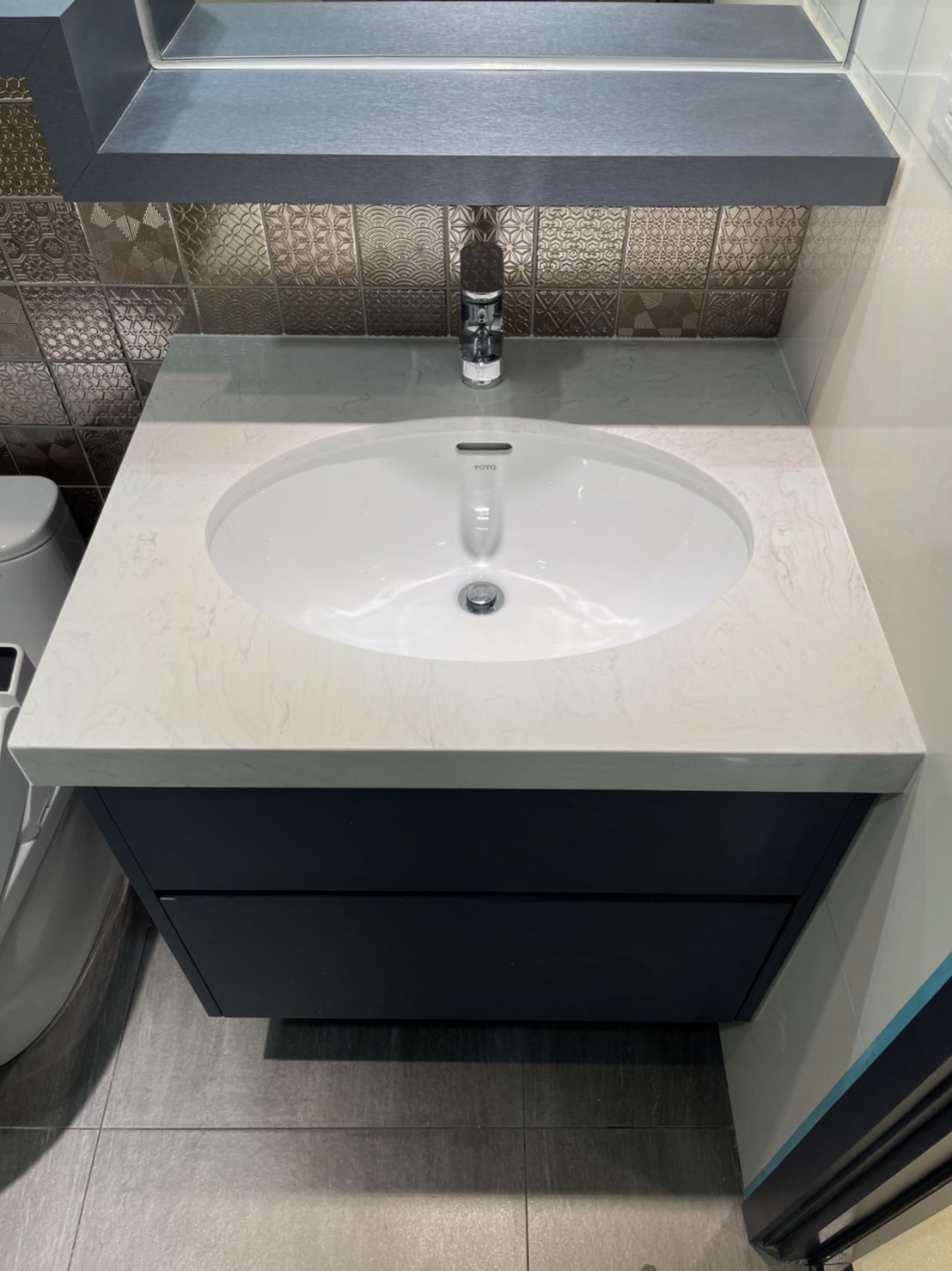 雅士白-洗手檯面