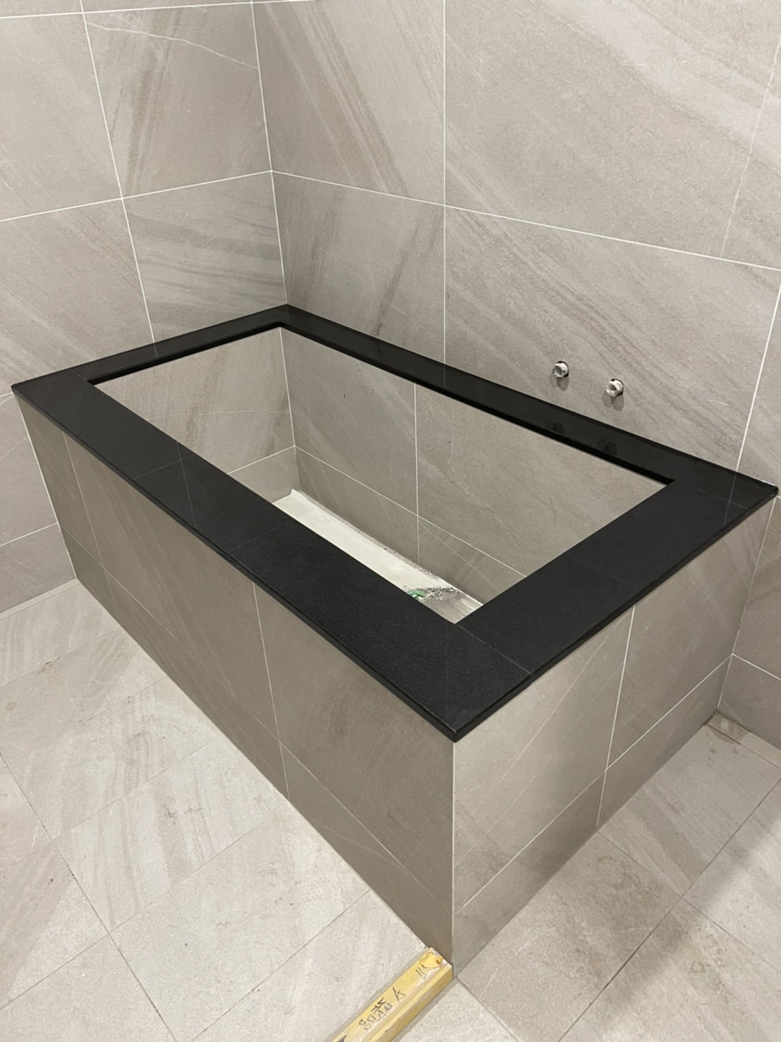 印度黑-浴缸蓋板