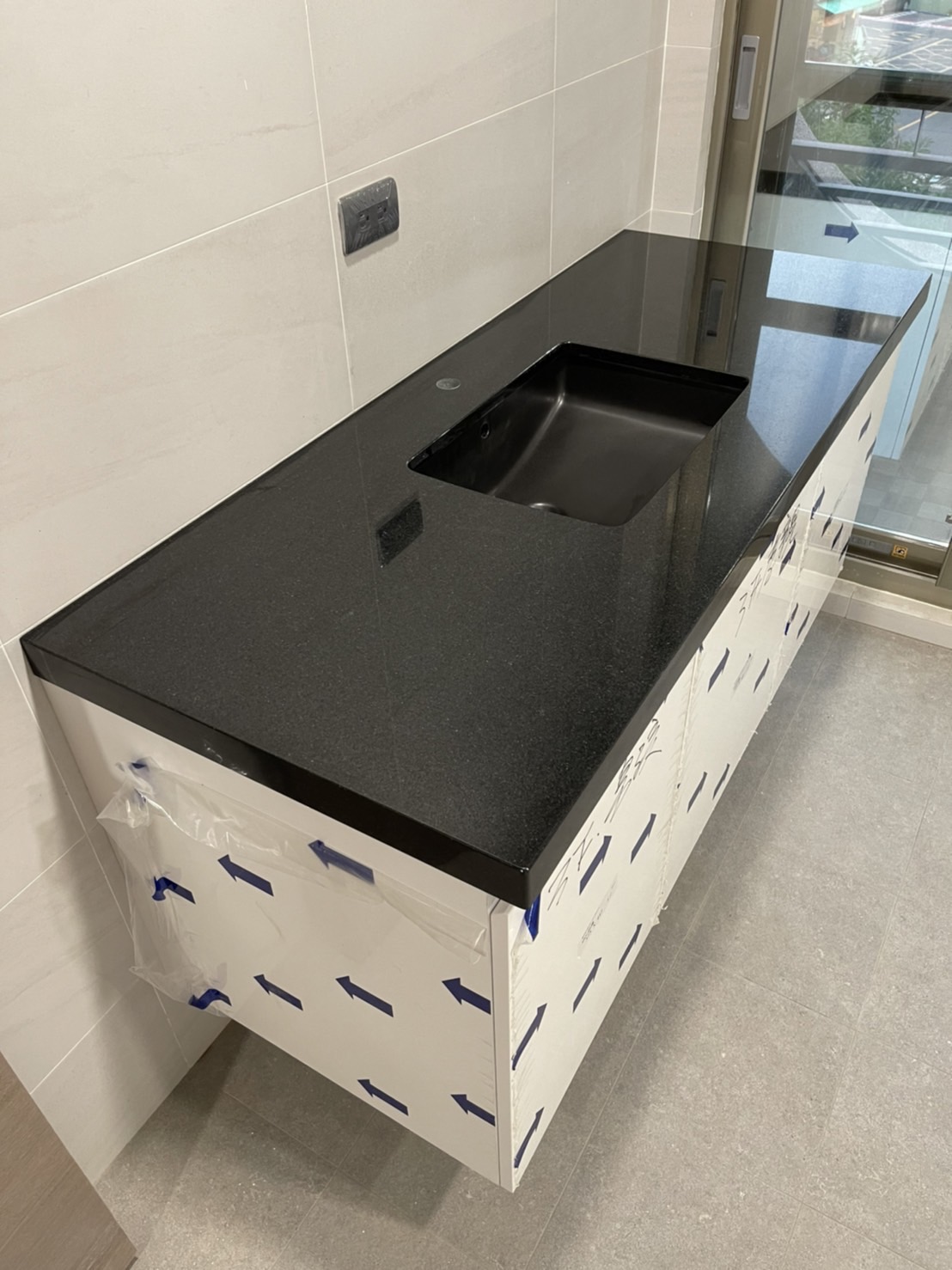 印度黑-洗手檯面