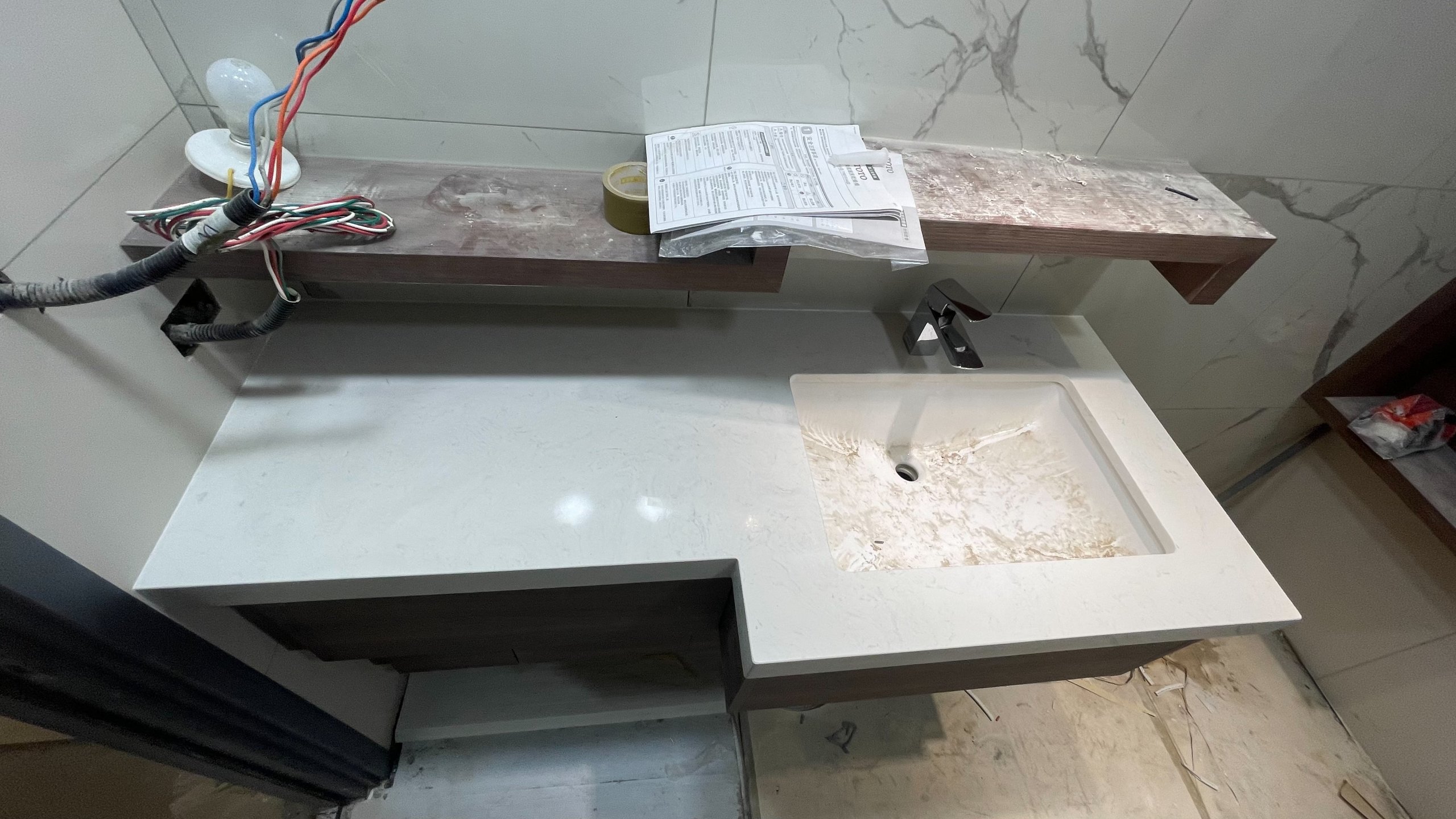 雅士白-洗手檯面