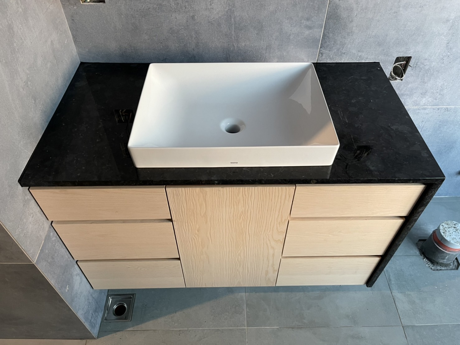 藍寶石-洗手檯面