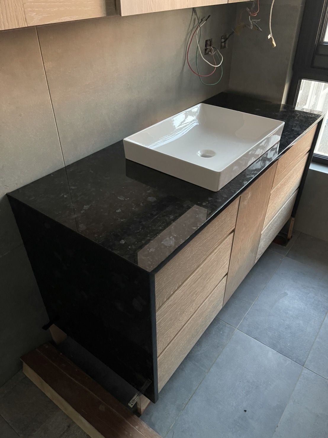 藍寶石-洗手檯面