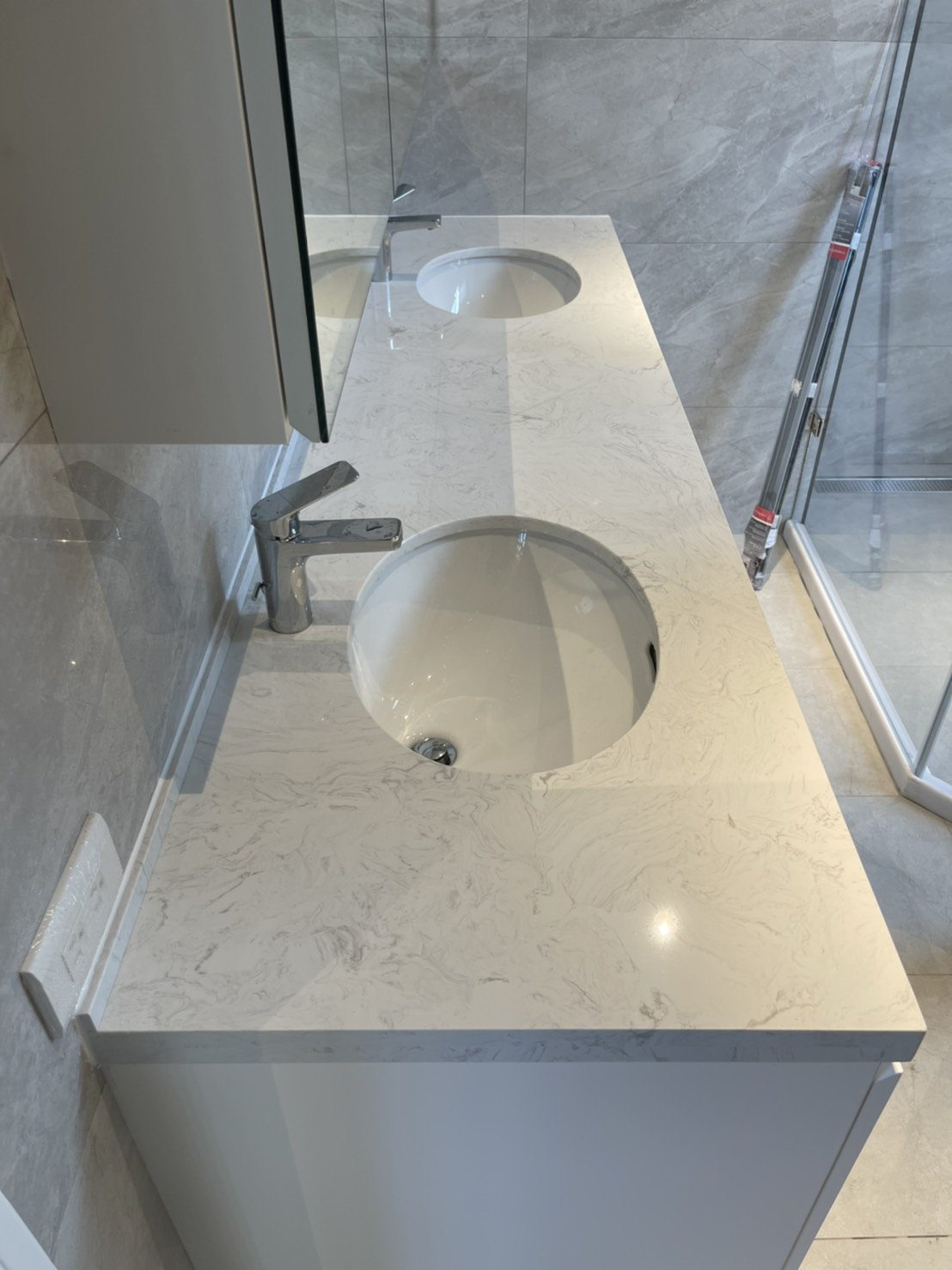 雅士白-洗手檯面