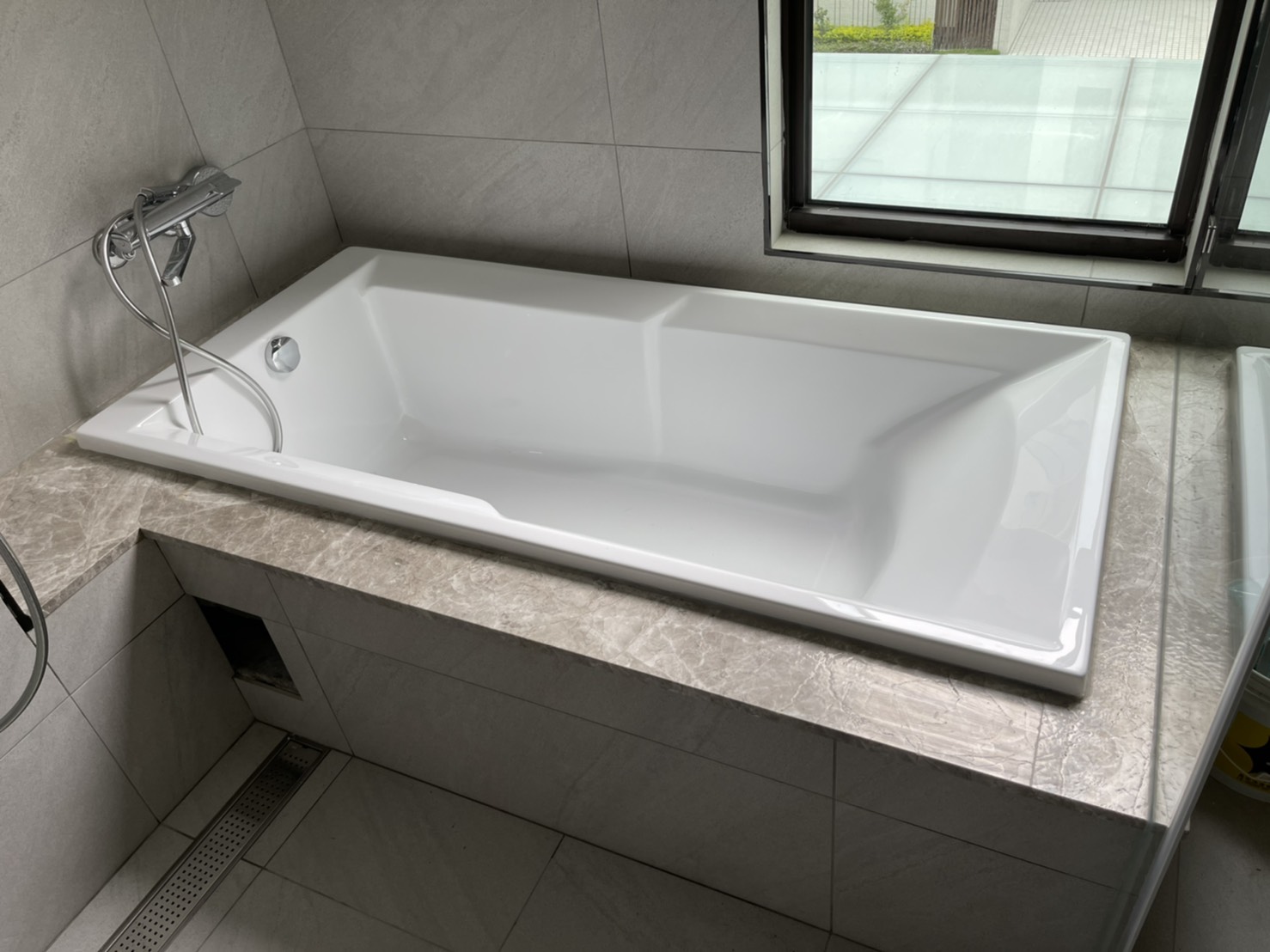 安格拉珍珠仿古面-浴缸蓋板