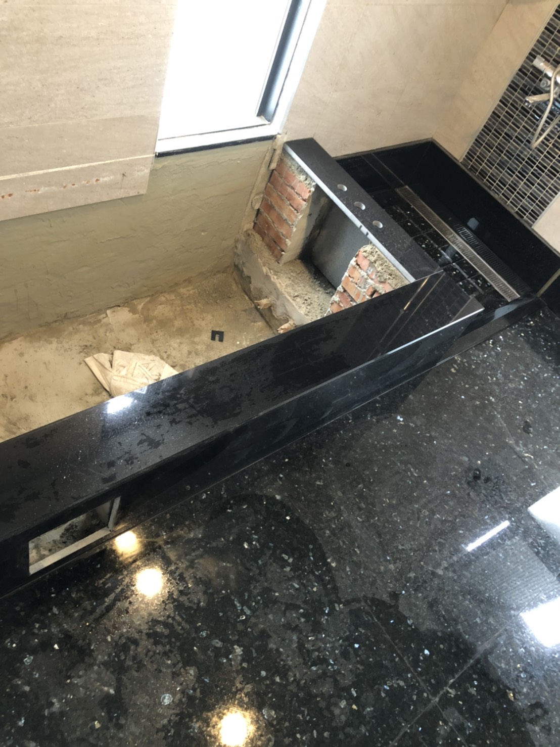 黑珍珠-浴室地坪