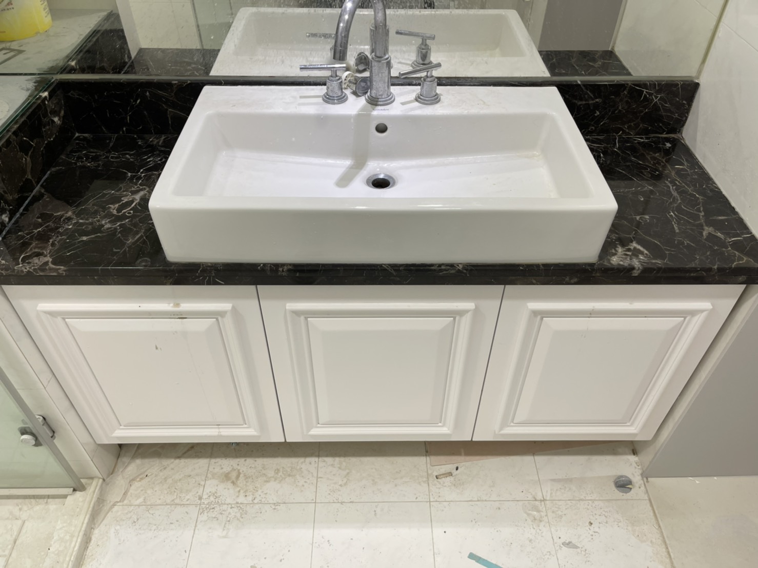 黑金鋒-洗手檯面