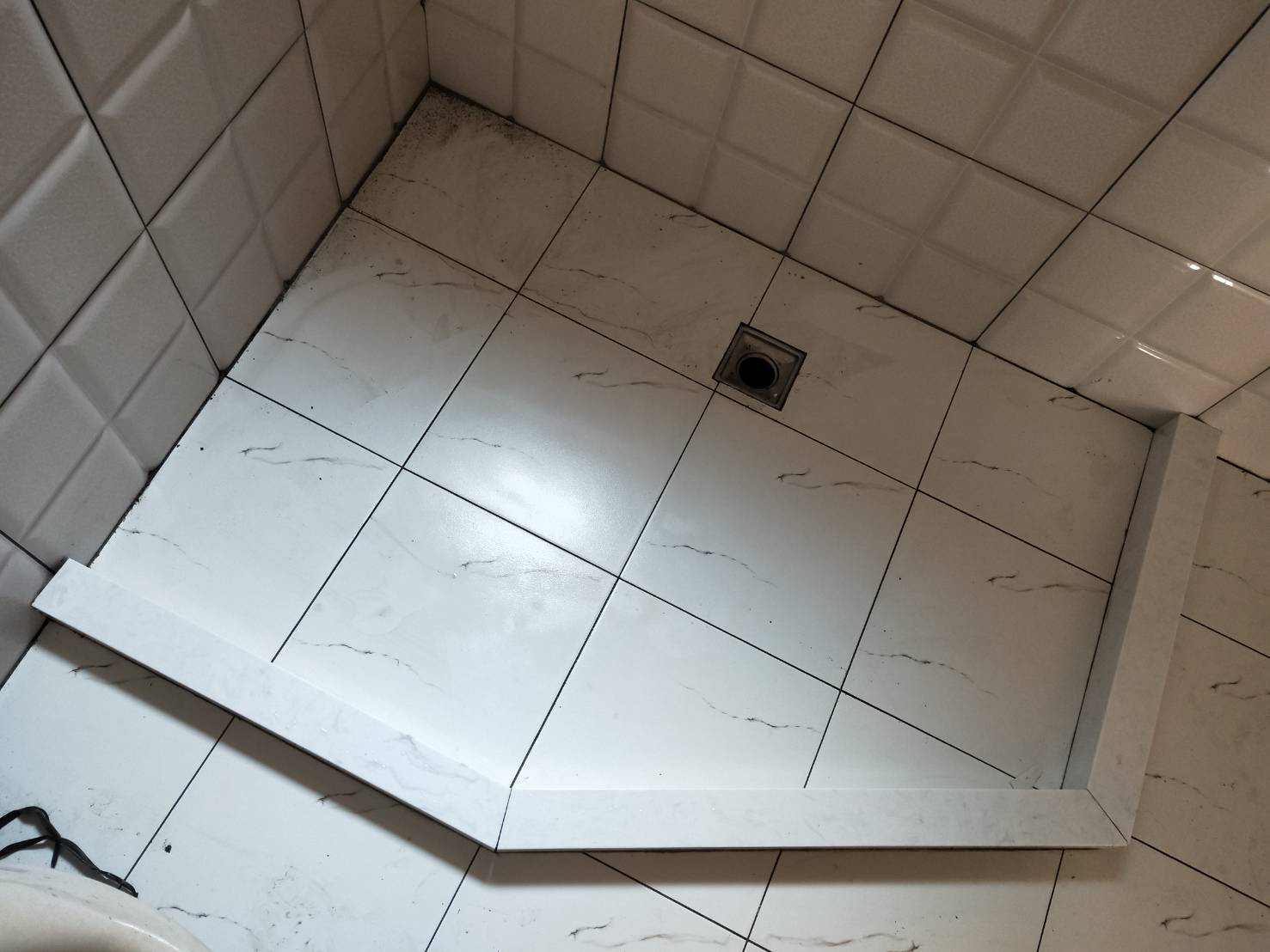 雅士白-浴室淋浴門檻