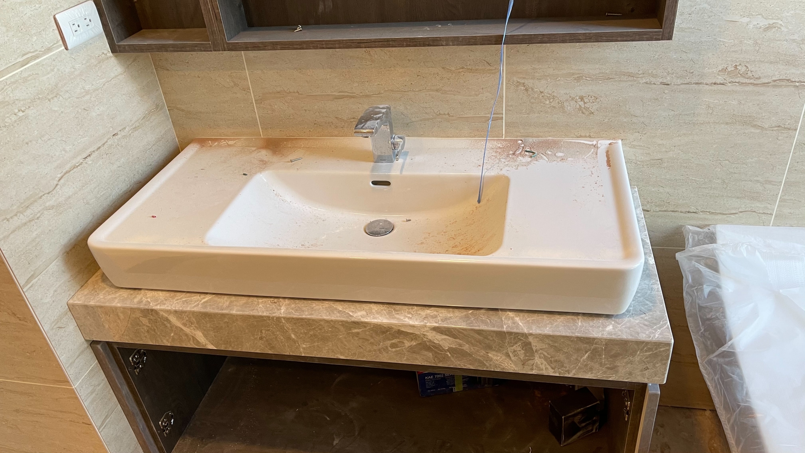 安格拉珍珠-浴室檯面