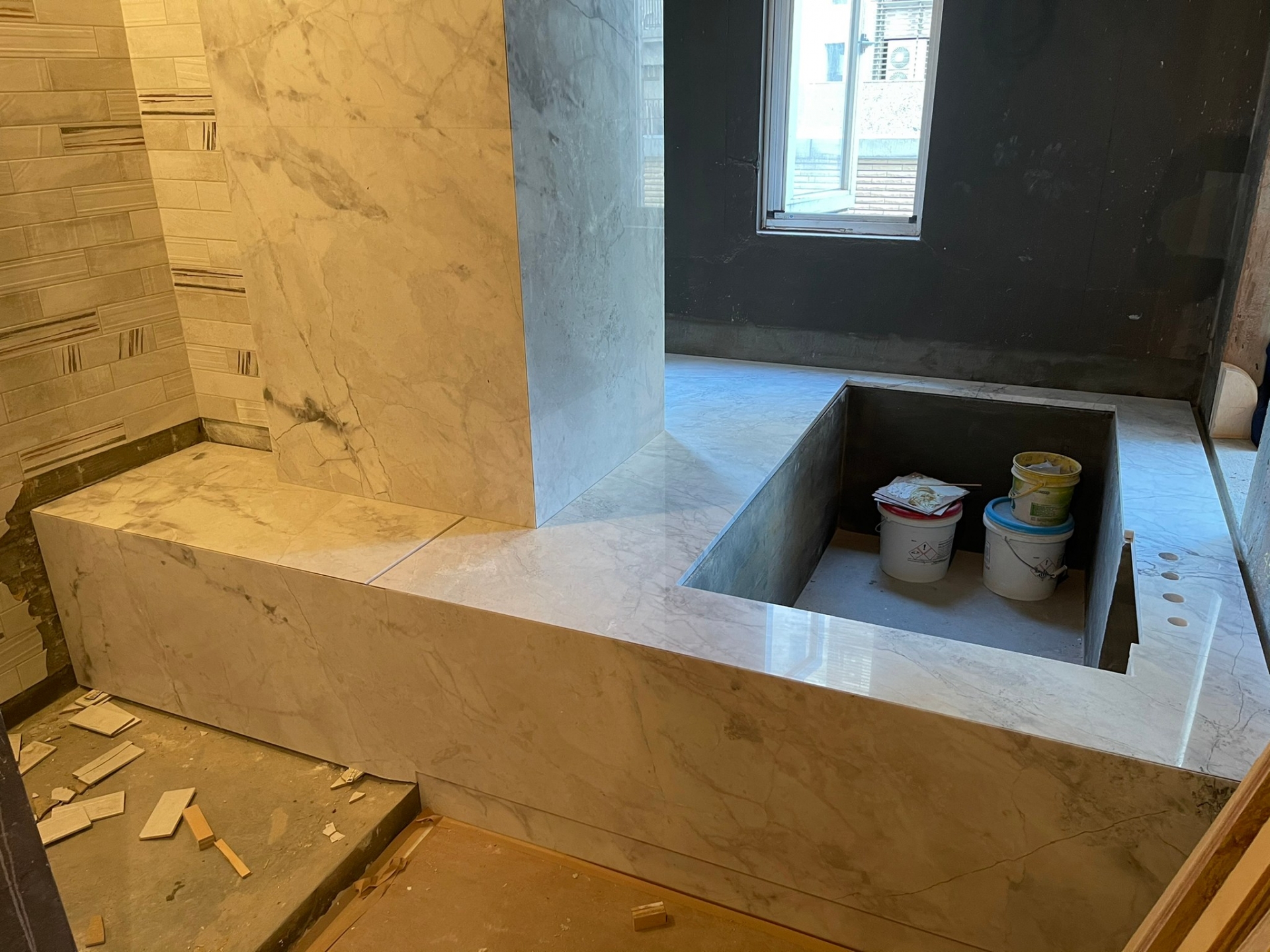 SUPER-牆面+浴缸蓋板