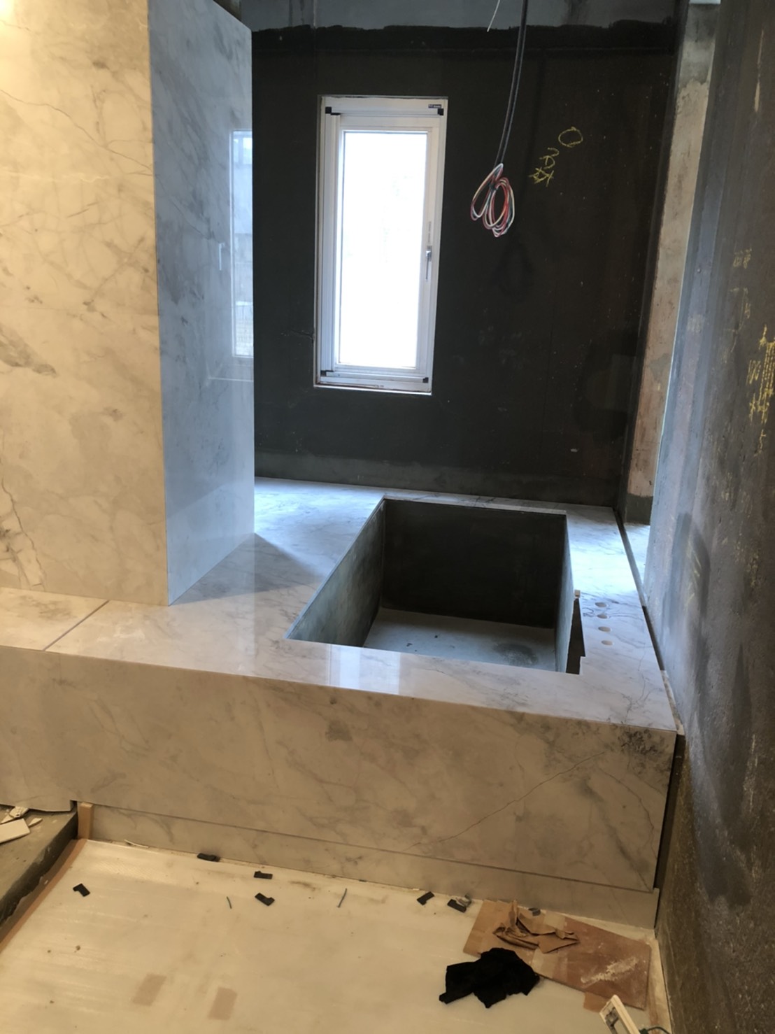 SUPER-牆面+浴缸蓋板