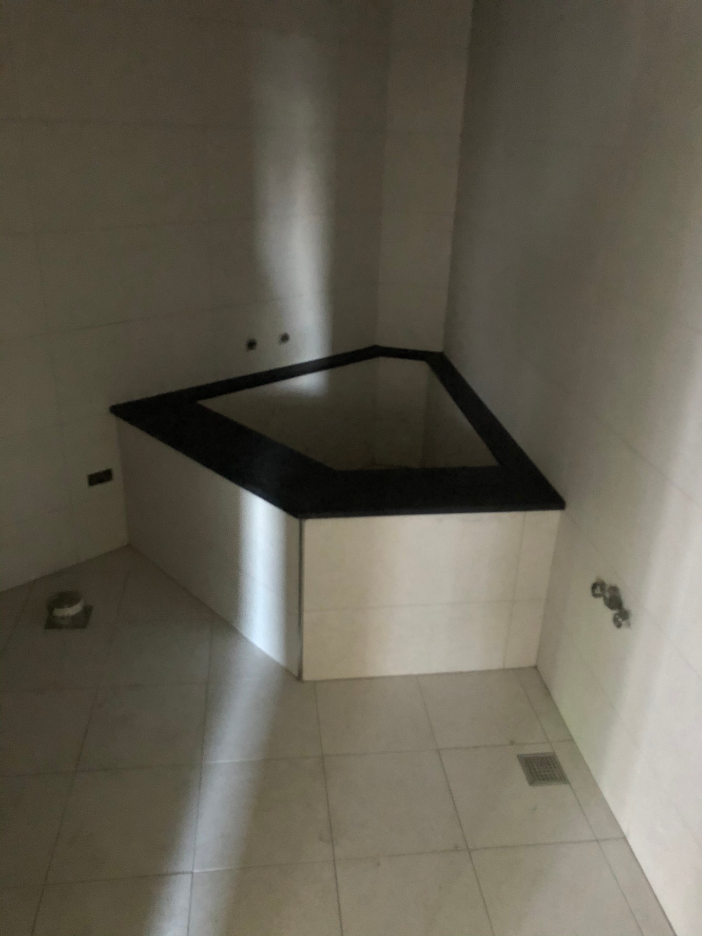 印度黑水沖仿古面-浴缸蓋板