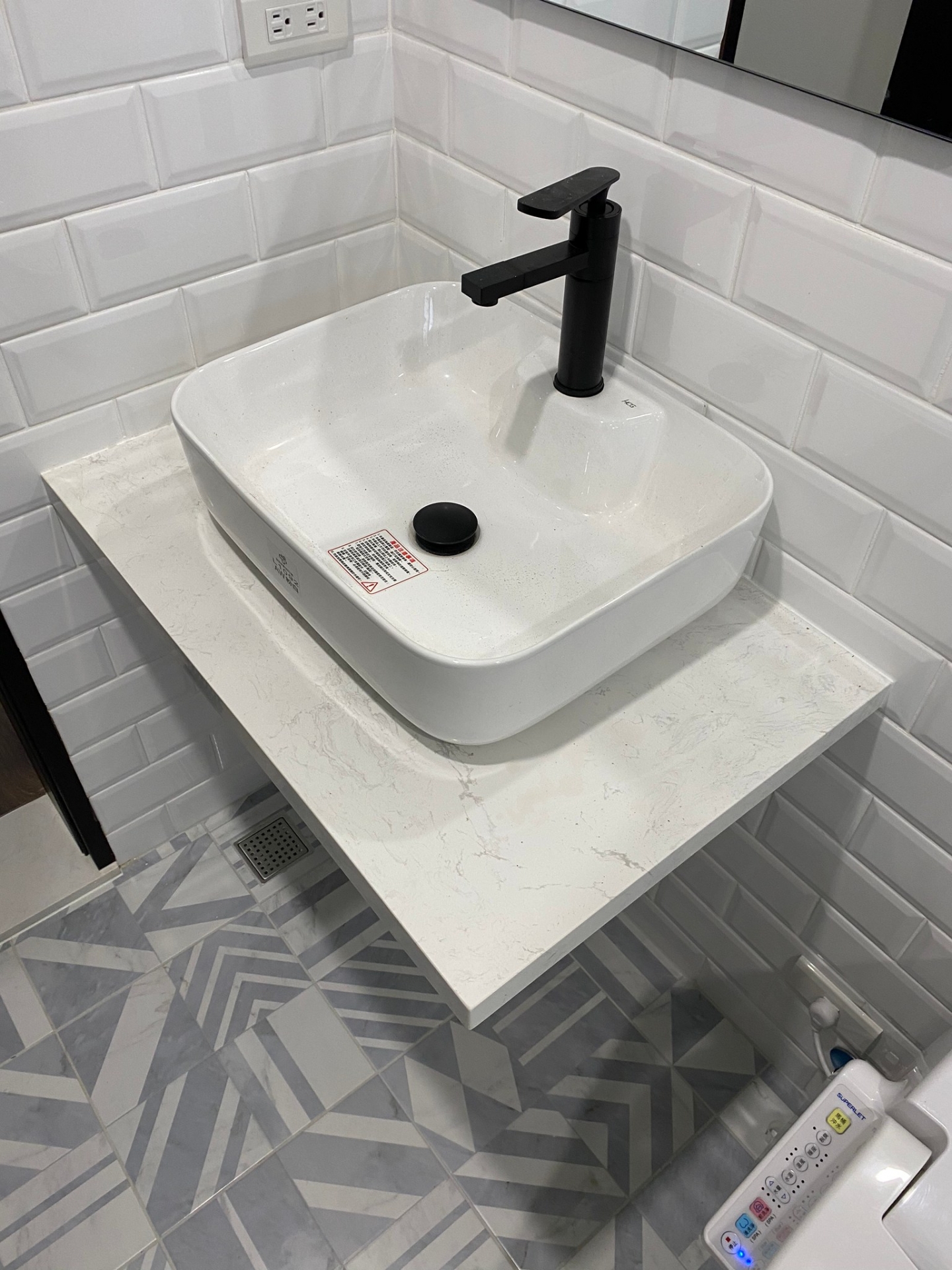 雅士白-洗手檯面