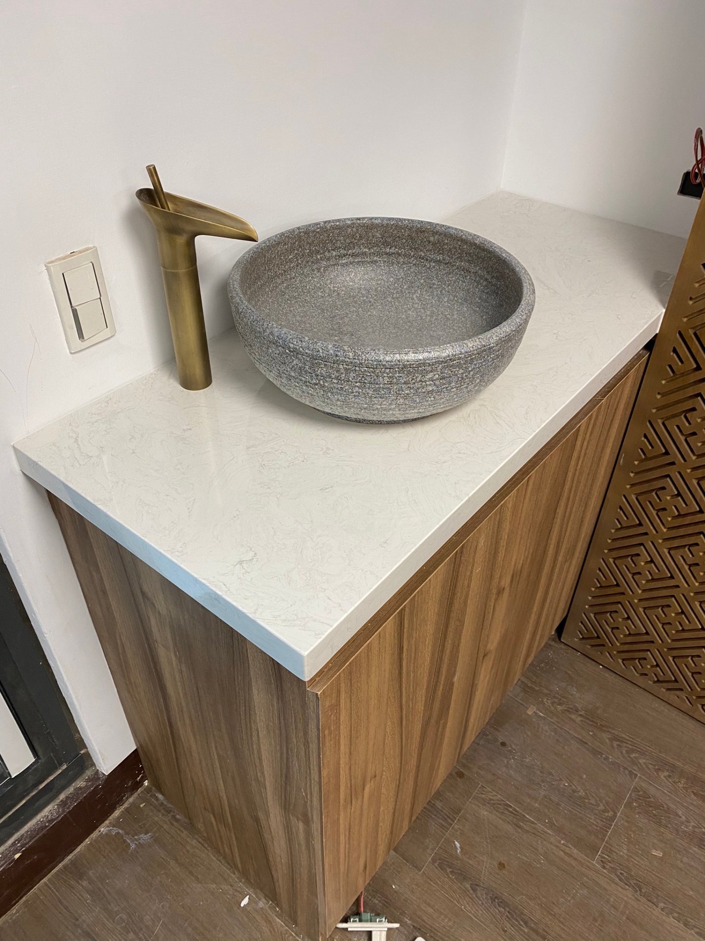 雅士白-洗手檯面