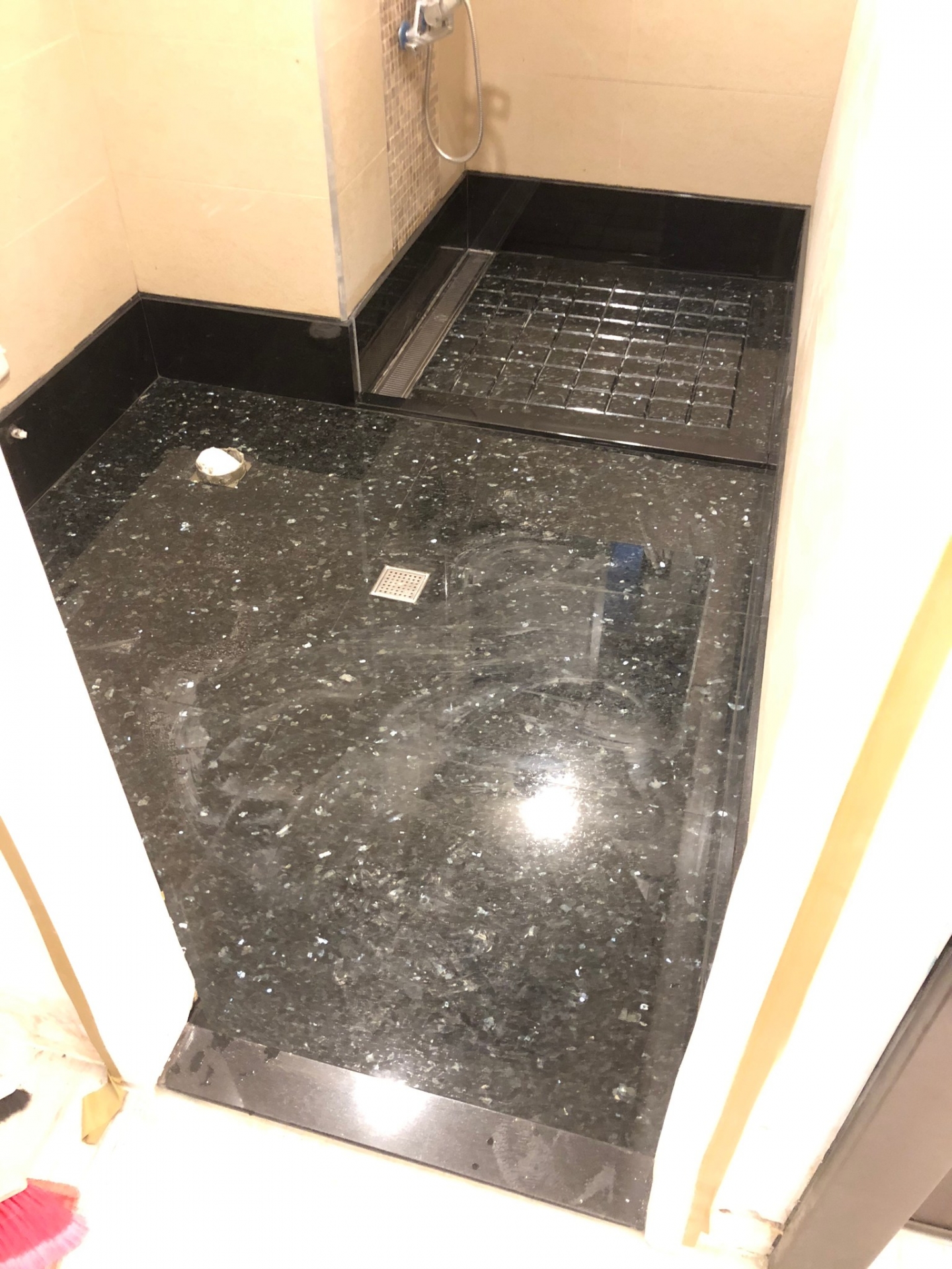黑珍珠-浴室地坪