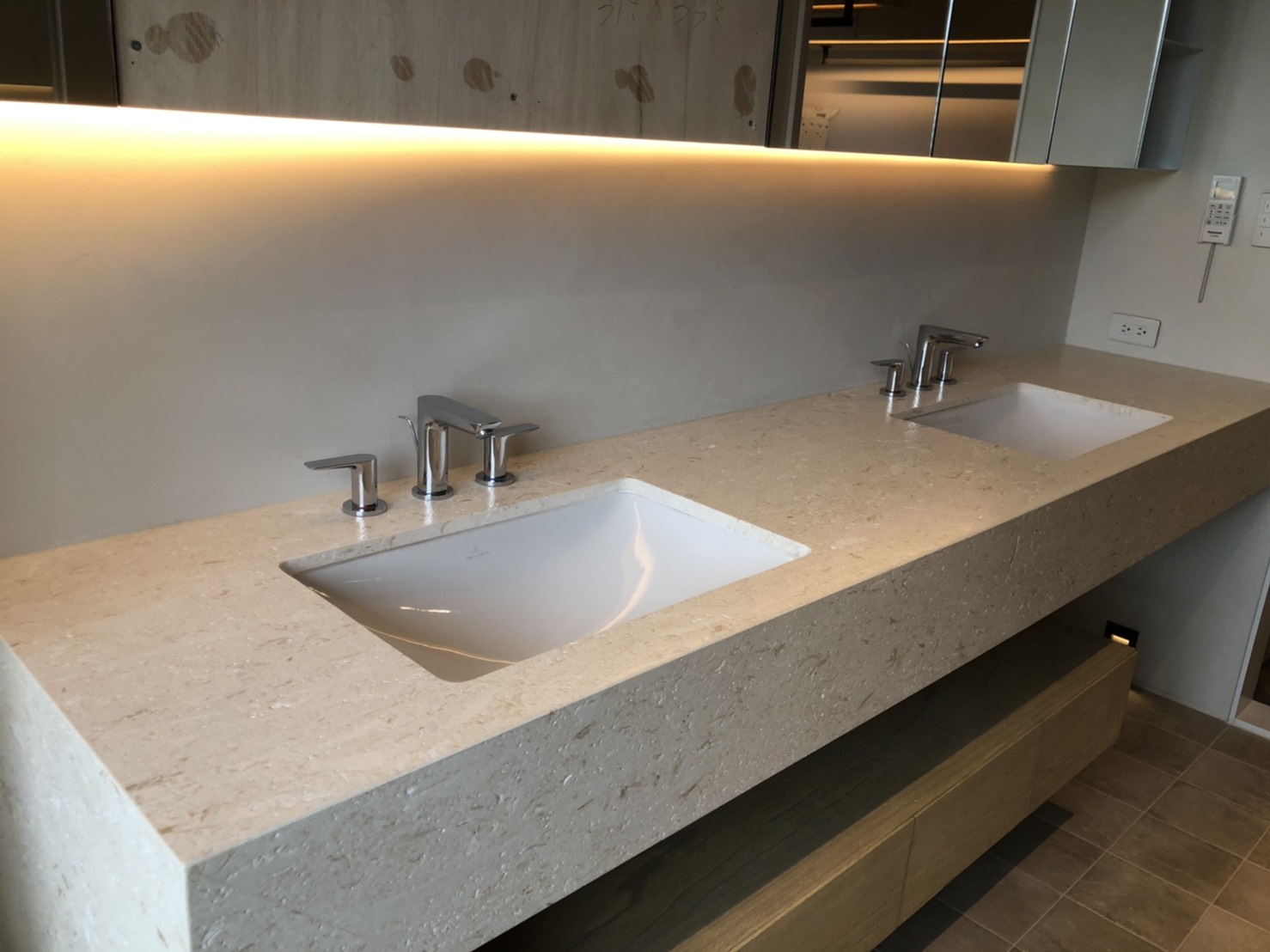 雅士洞石-洗手檯面