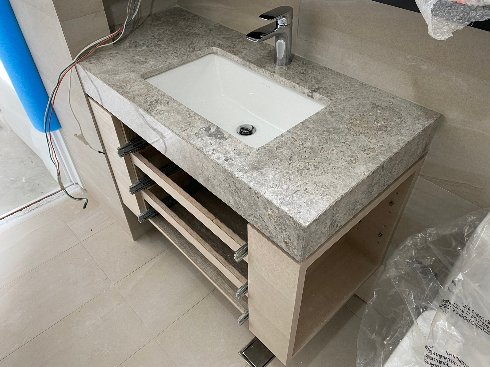 銀灰珍珠-洗手檯