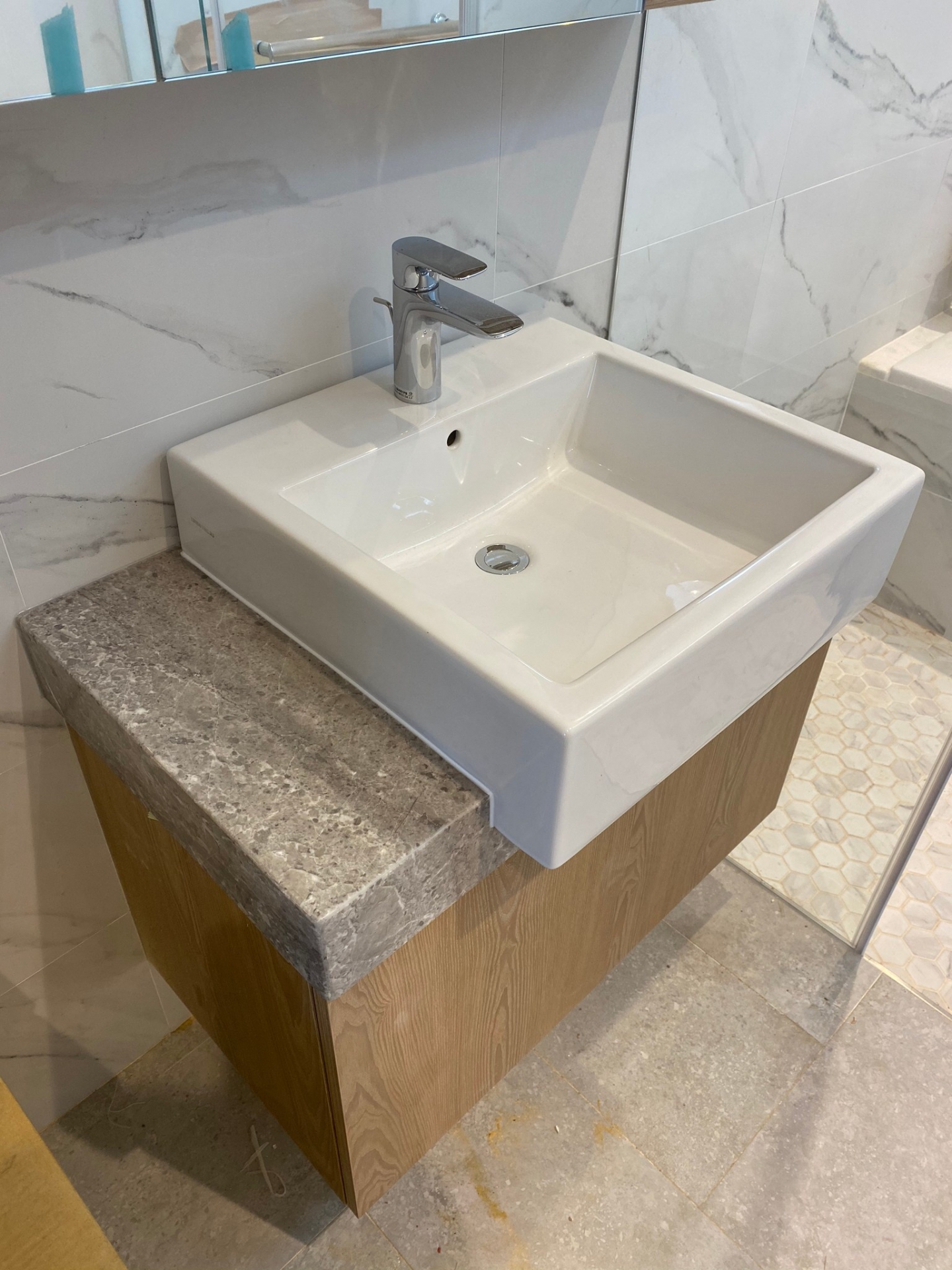 銀灰珍珠-洗手檯